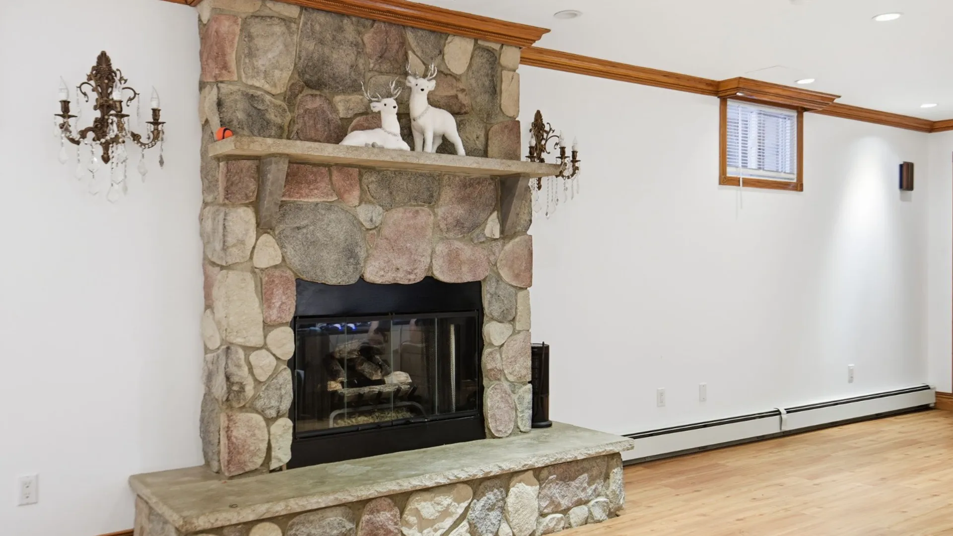 Property at 9 Oldfield Ct, Garnerville, NY 10923 5