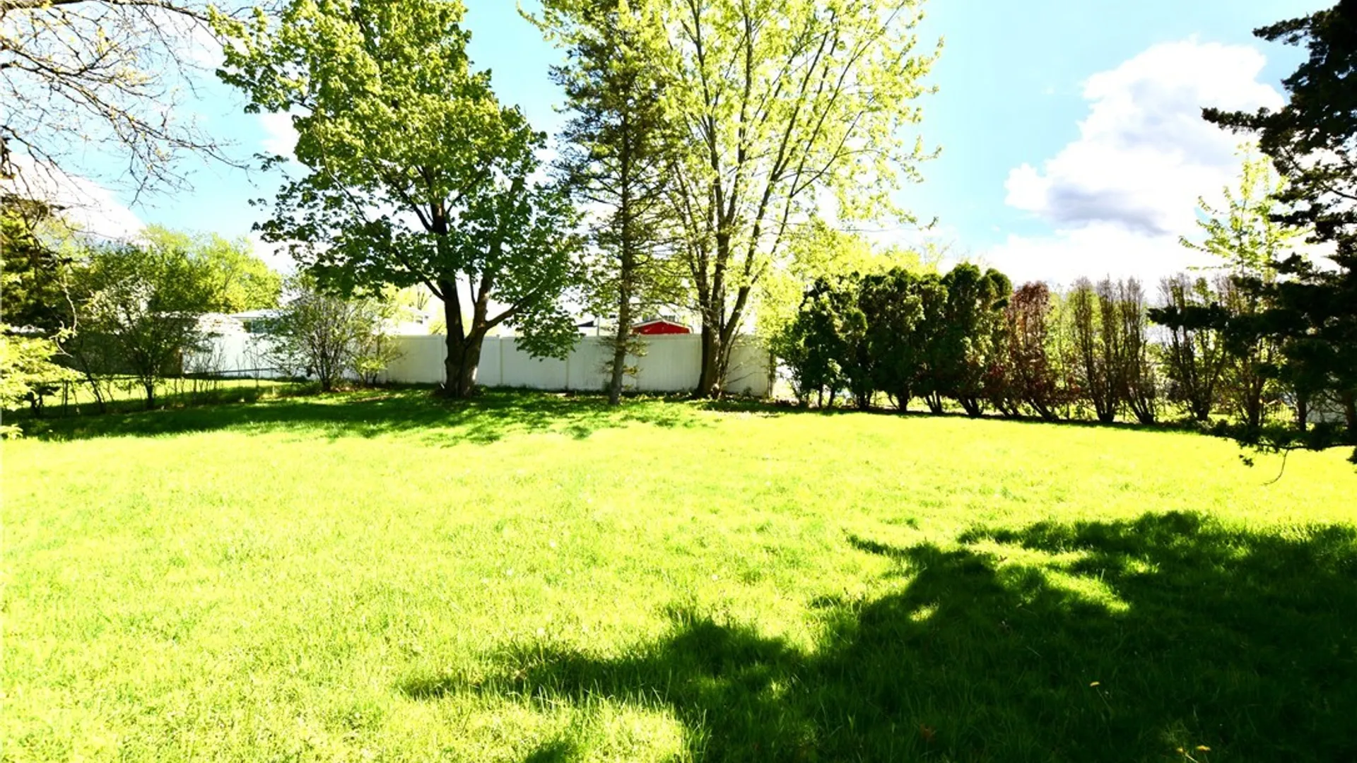 Property at 246 Blackberry Road, Clay, NY 13090 25