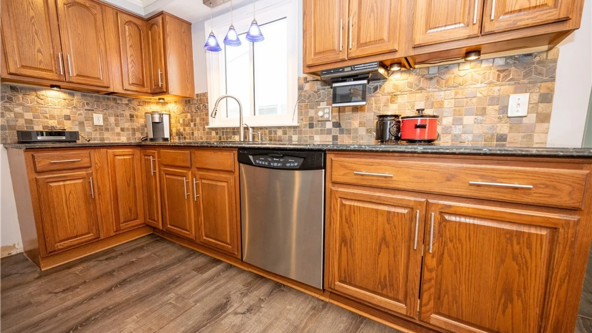 Property at 99 Prince Drive, Cheektowaga, NY 14043 11