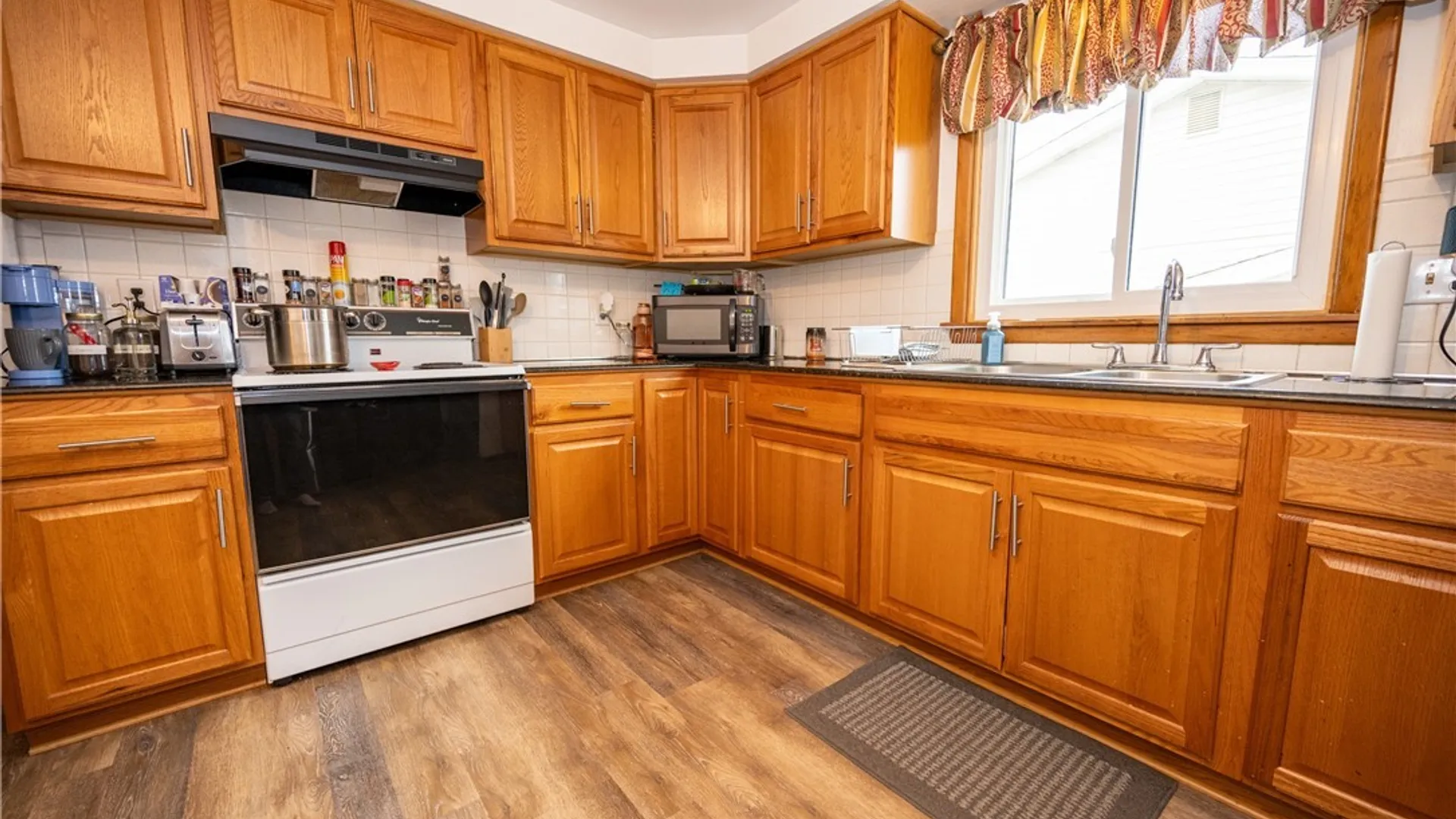 Property at 99 Prince Drive, Cheektowaga, NY 14043 30