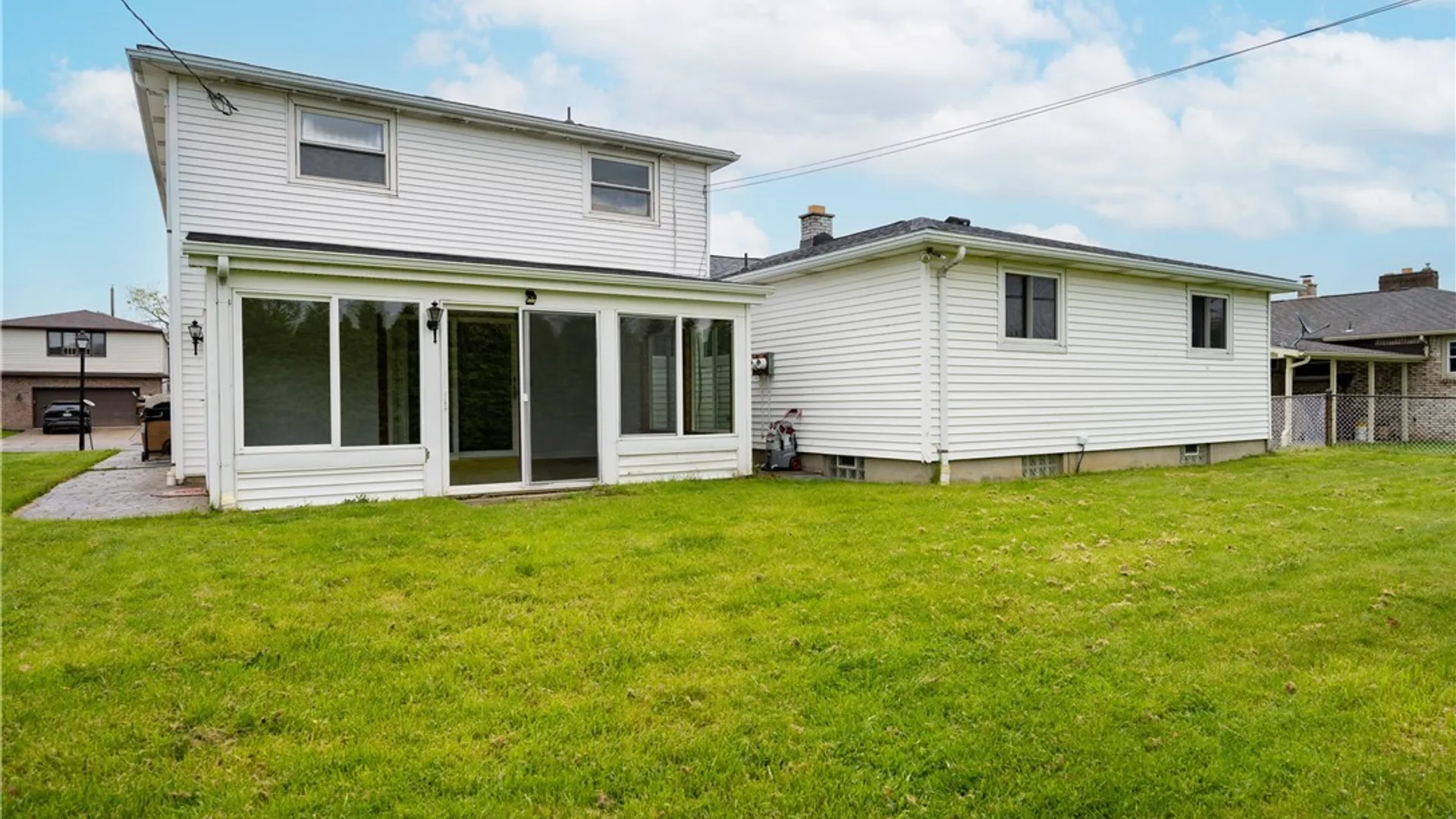 Property at 99 Prince Drive, Cheektowaga, NY 14043 40