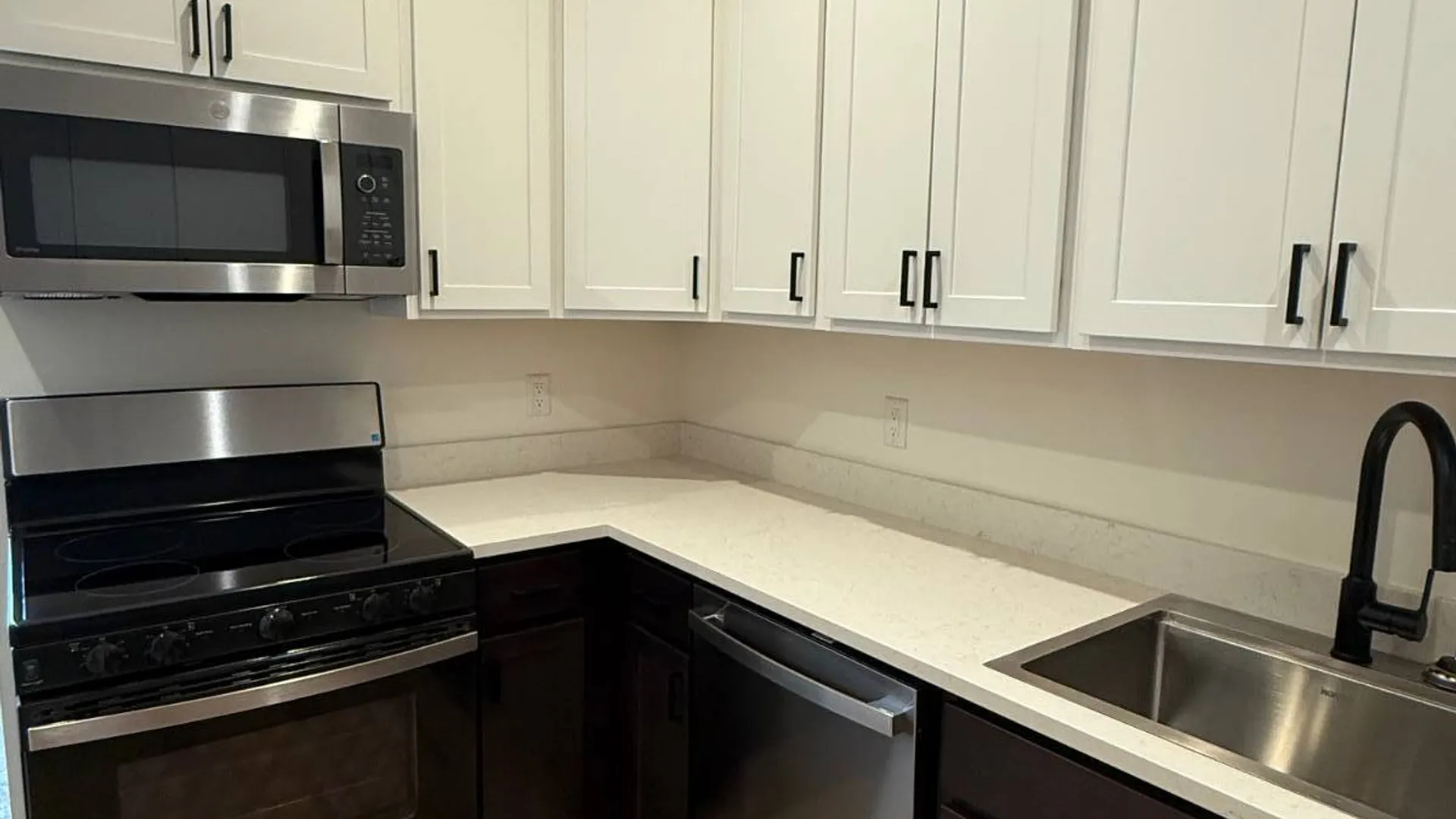 Property at 1117 W Fayette Street, Syracuse, NY 13204 4