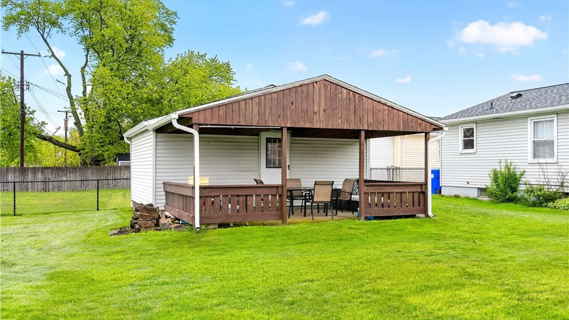 Property at 94 Dover Drive, West Seneca, NY 14224 11