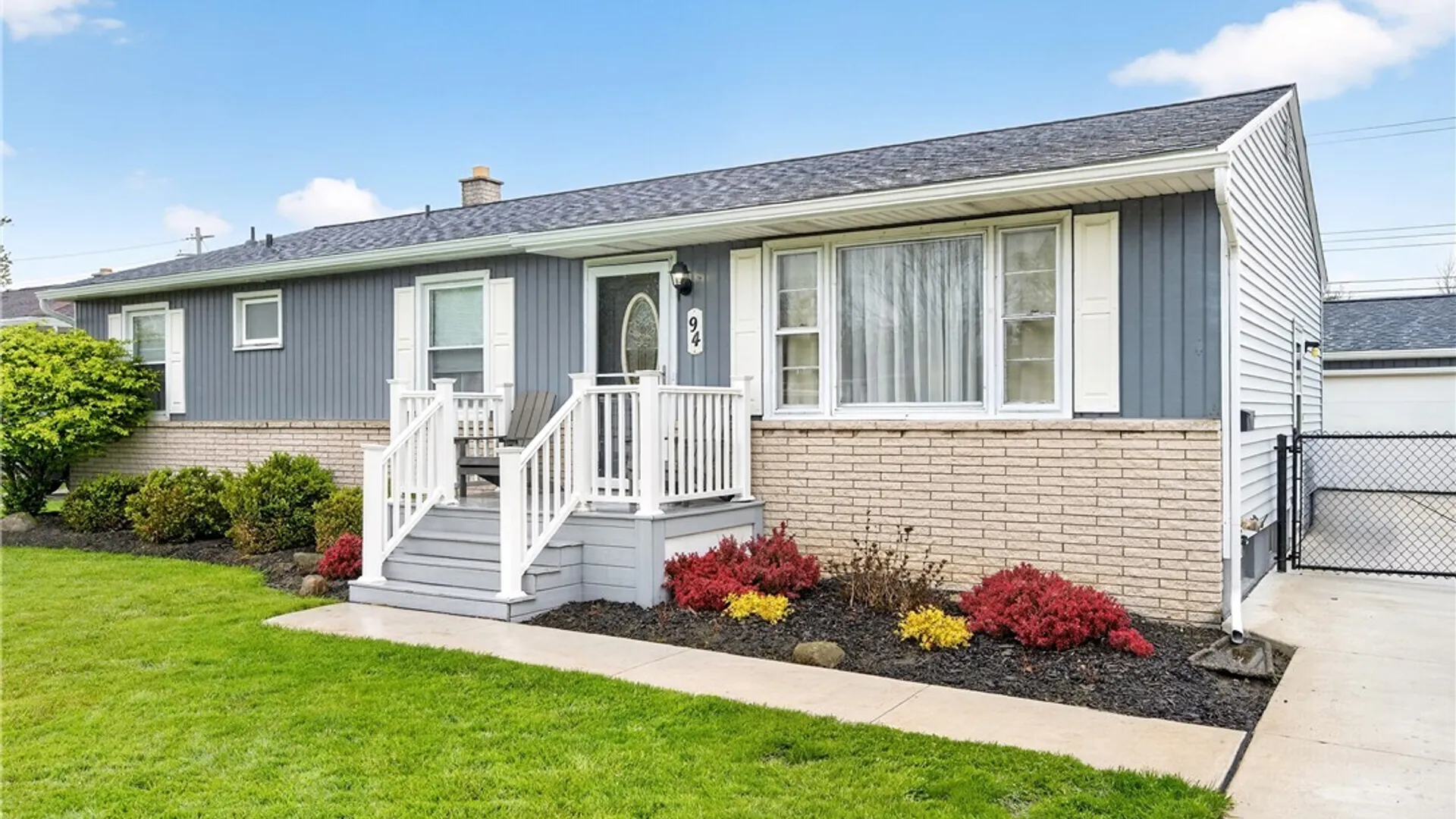 Property at 94 Dover Drive, West Seneca, NY 14224 4