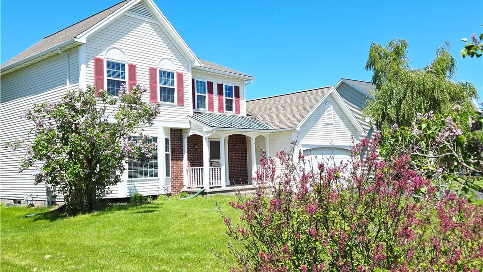 Property at 40 Oak Mills Crossing, Henrietta, NY 14586 47
