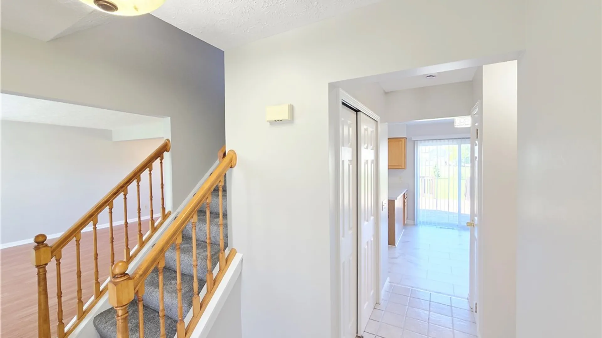Property at 40 Oak Mills Crossing, Henrietta, NY 14586 6