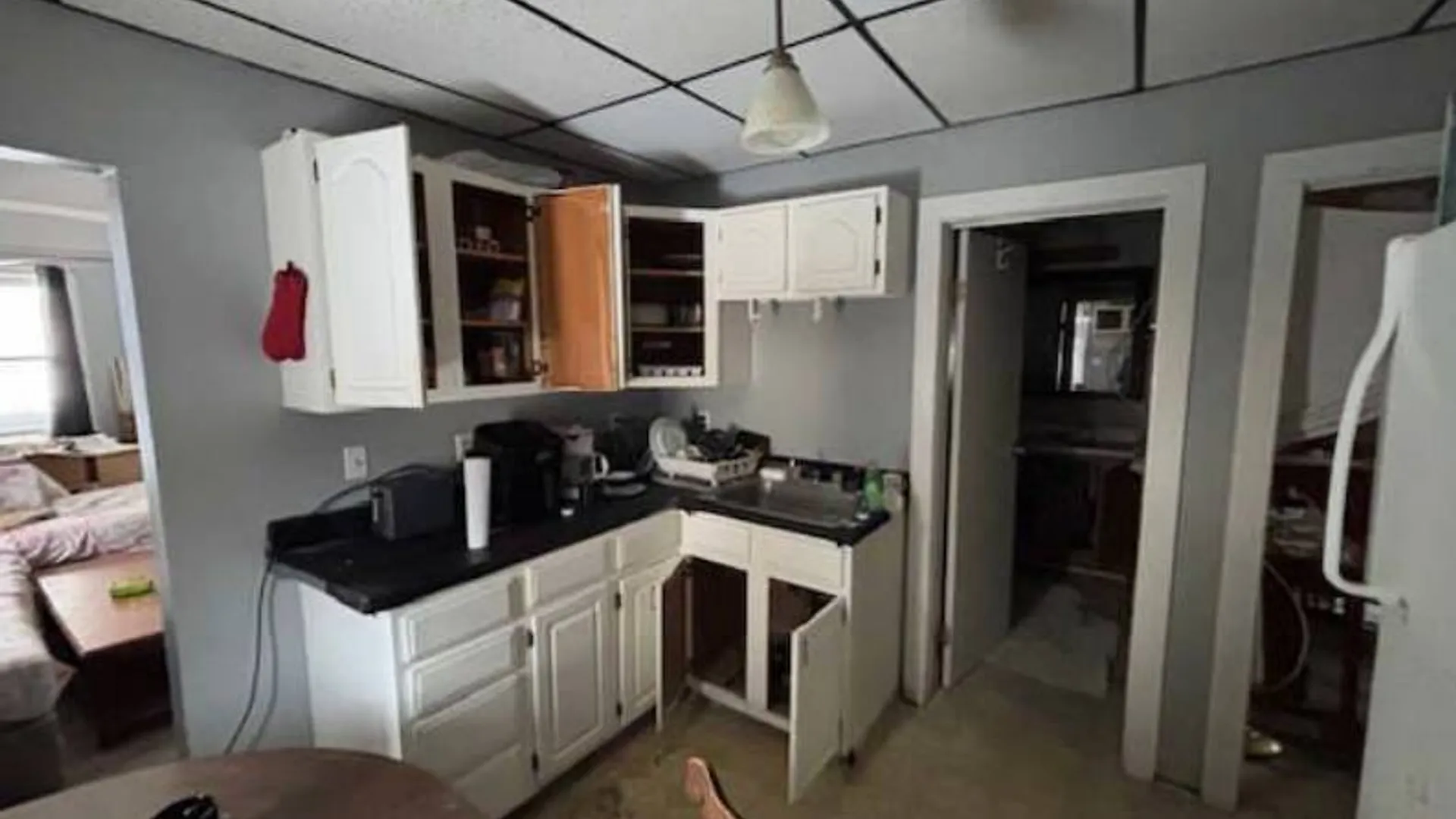 Property at 40 Velore Ave, Orchard Park, NY 14127 2