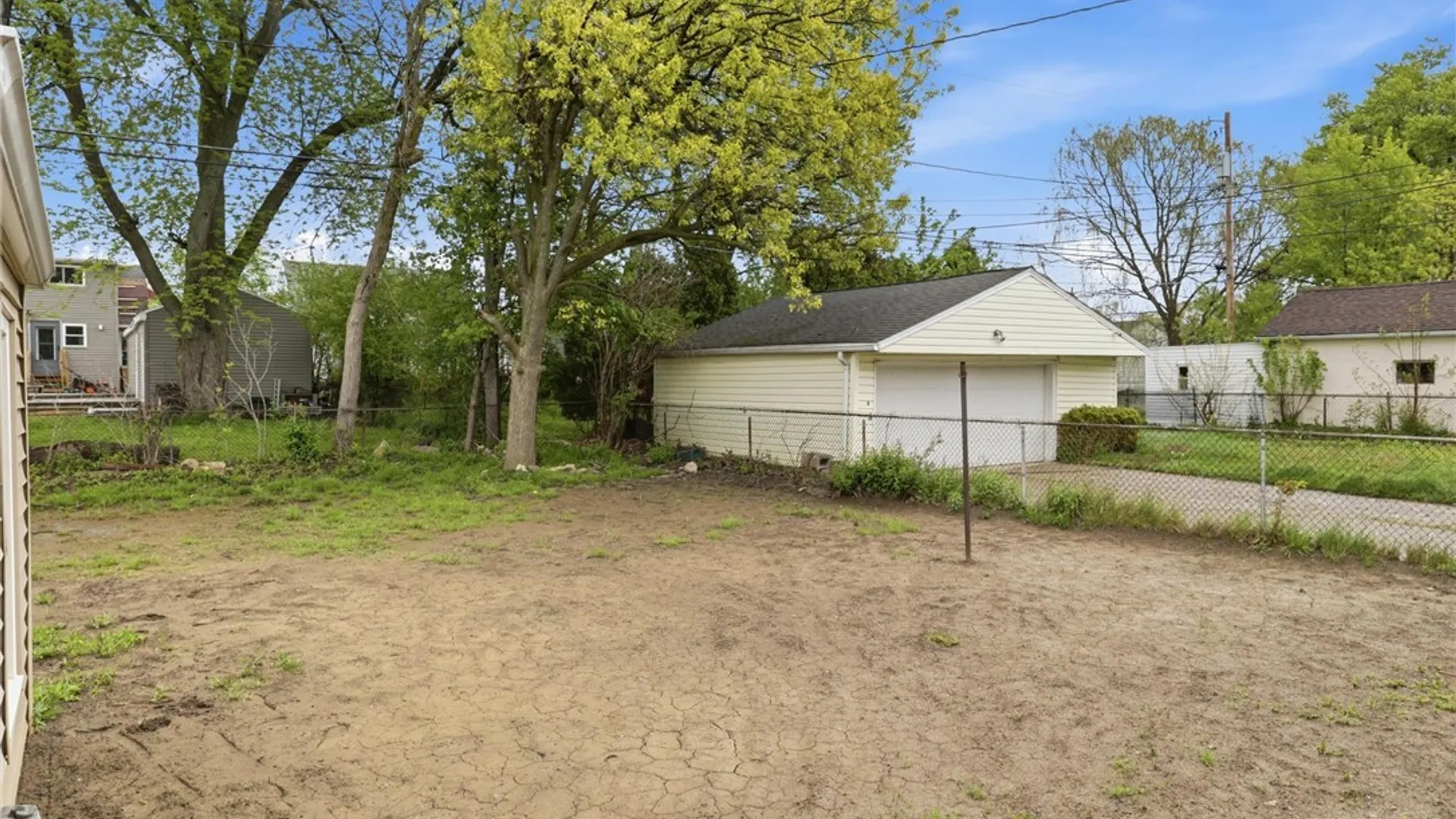 Property at 18 Princess Drive, Cheektowaga, NY 14225 28