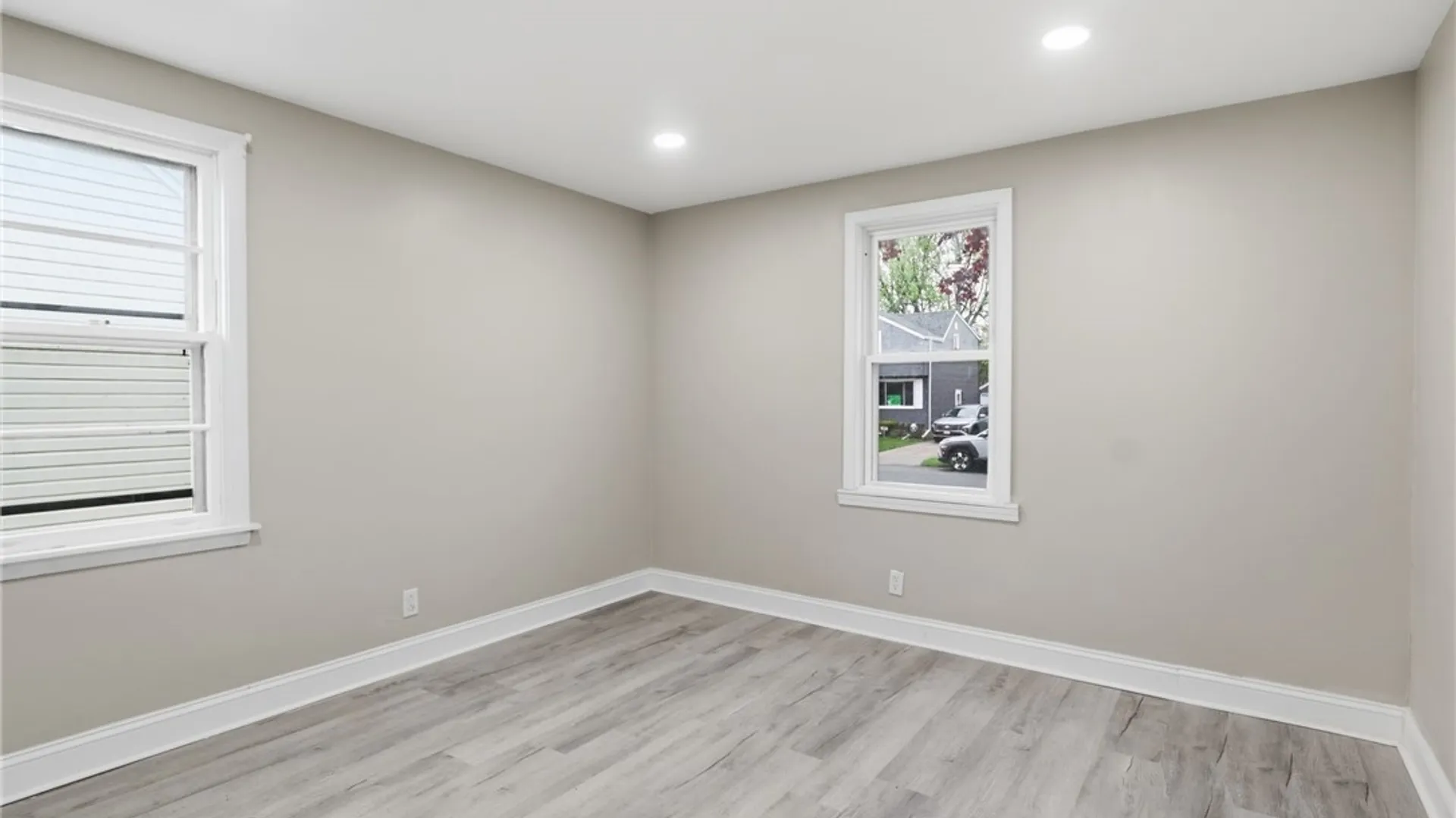 Property at 18 Princess Drive, Cheektowaga, NY 14225 8