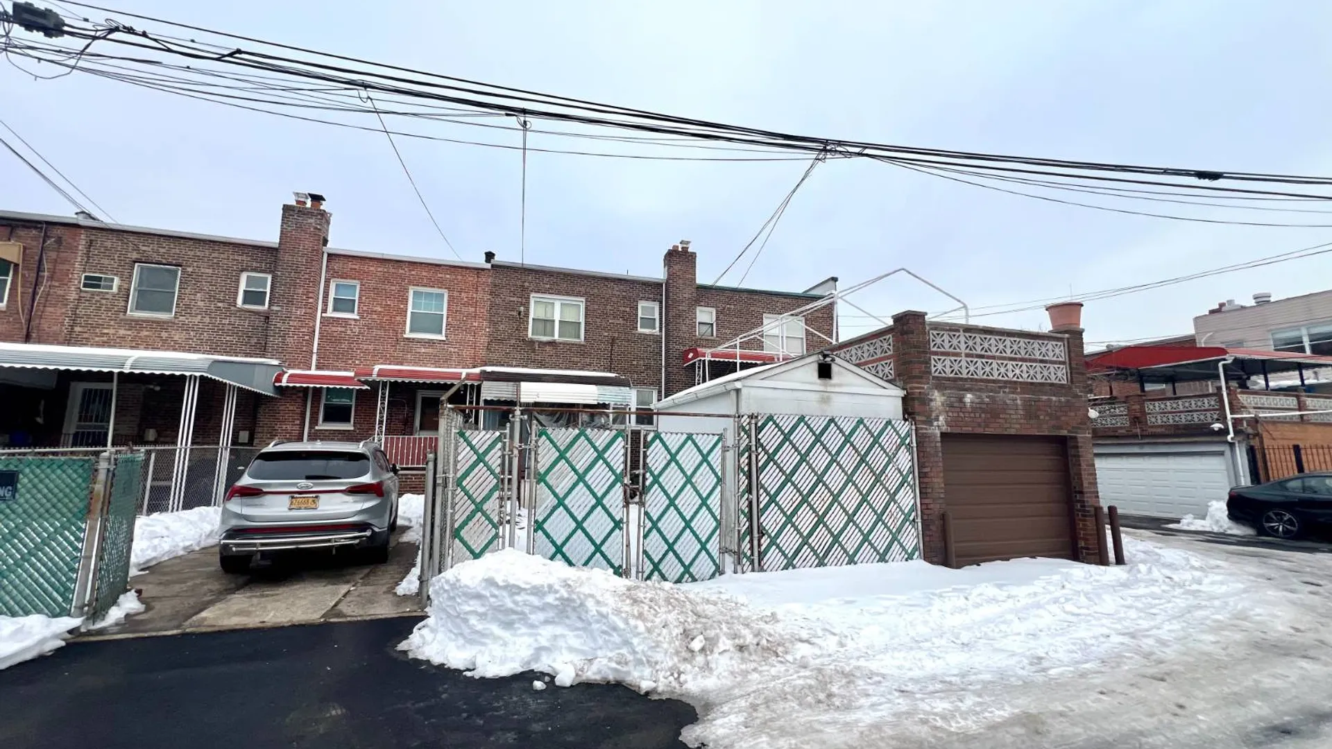 Property at 334 Bay 13th St, Brooklyn, NY 11214 14