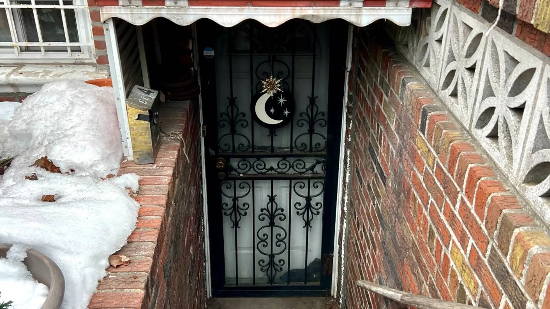 Property at 334 Bay 13th St, Brooklyn, NY 11214 3