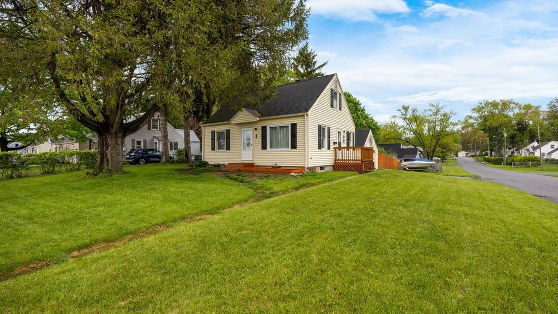 Property at 115 Tallmadge Road, Clay, NY 13212 3
