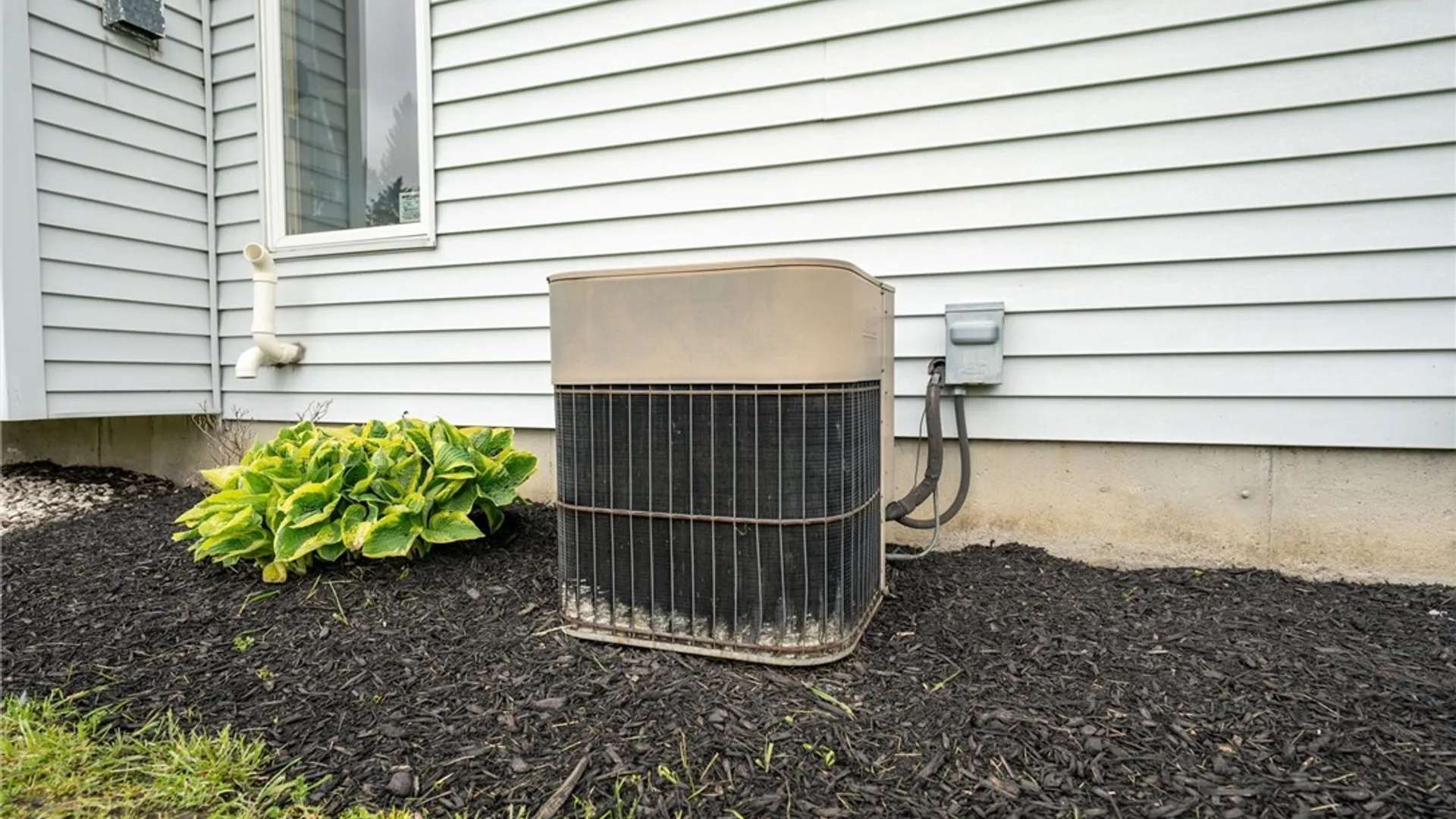 Property at 17 Niagara Shore Drive, Tonawanda, NY 14150 33