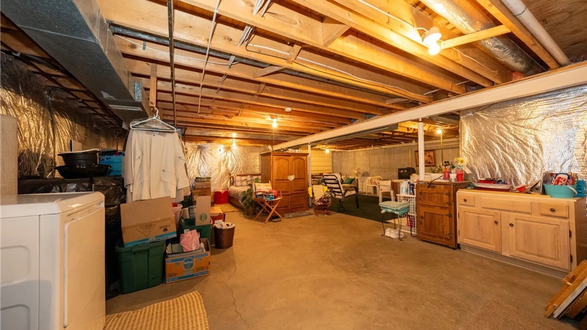 Property at 17 Niagara Shore Drive, Tonawanda, NY 14150 38