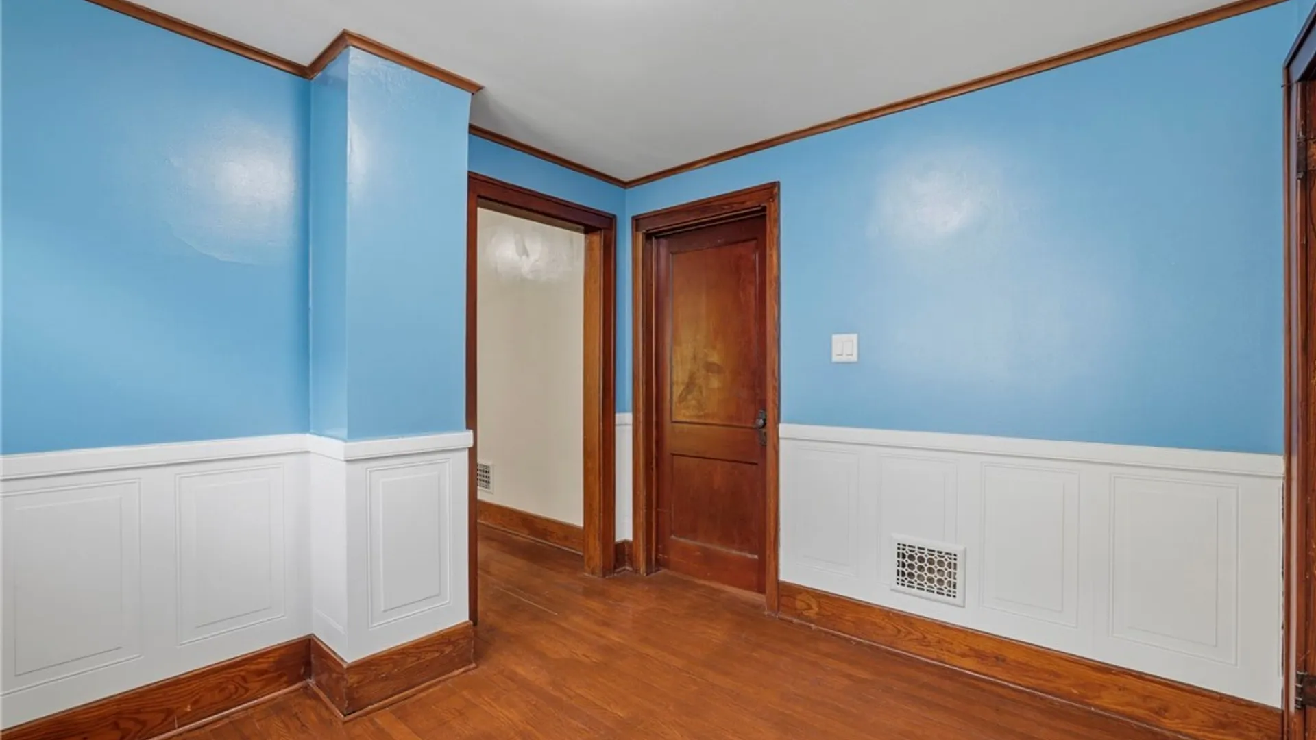 Property at 53 Andrews Avenue, Cheektowaga, NY 14225 11