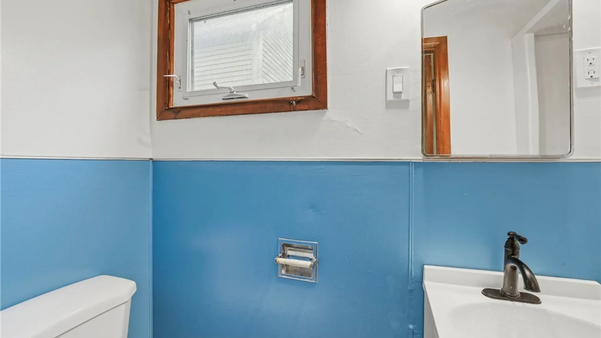 Property at 53 Andrews Avenue, Cheektowaga, NY 14225 25