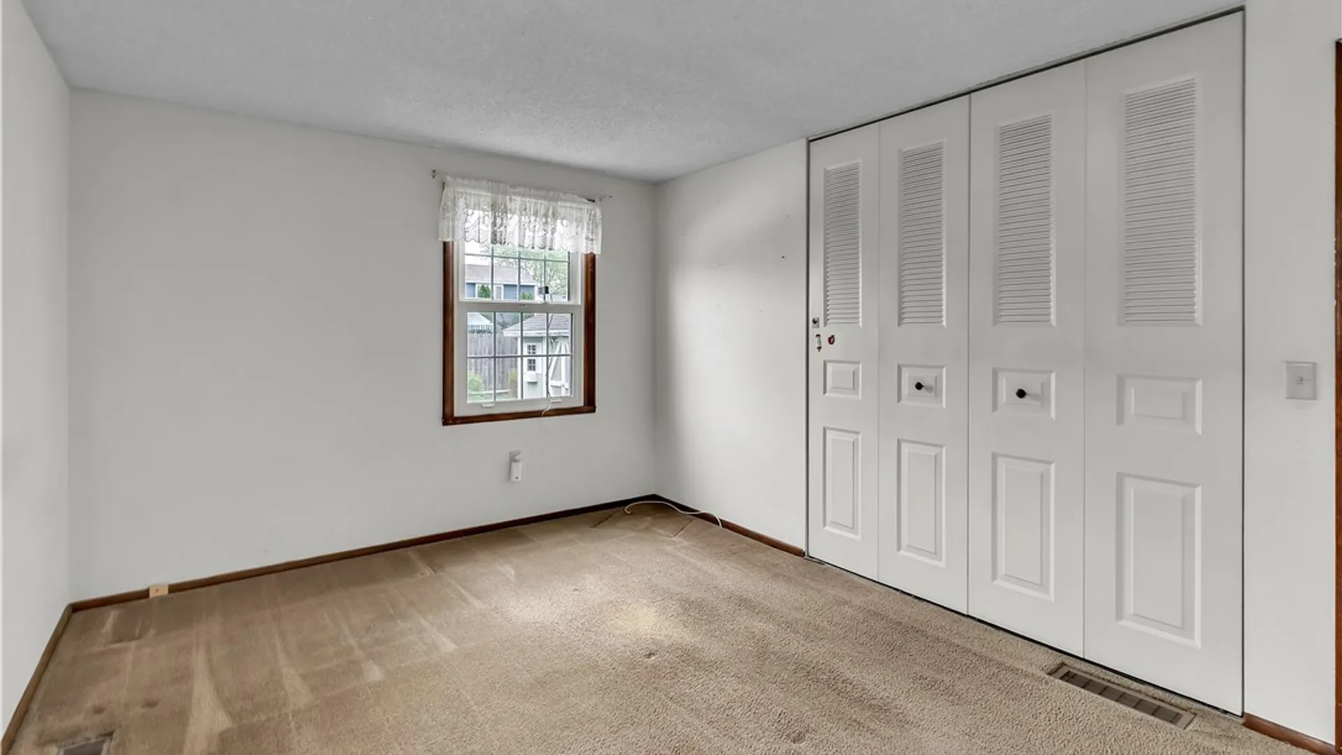 Property at 1367 Vanderbilt Avenue, North Tonawanda, NY 14120 13