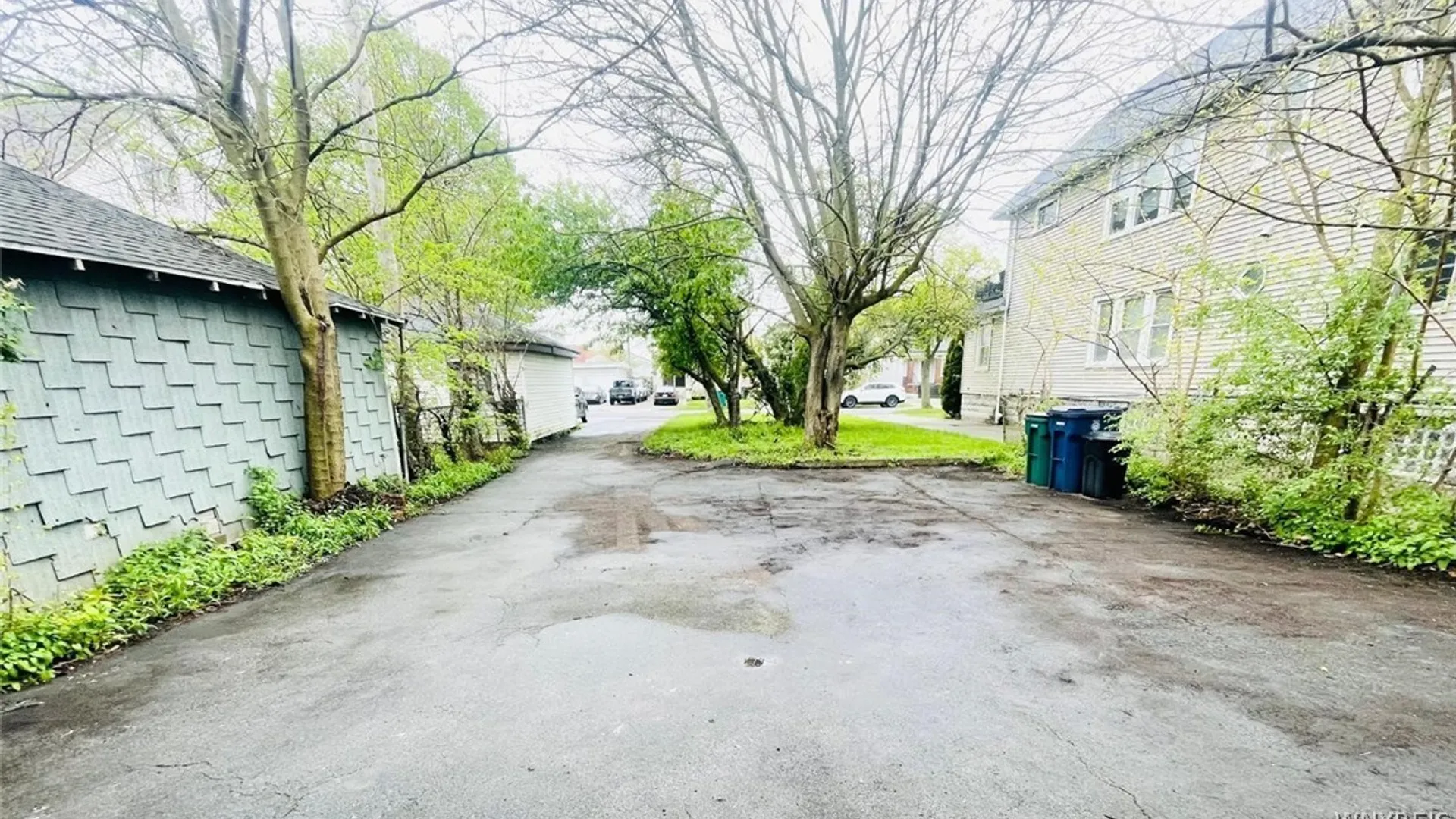 Property at 115 Stratford Road, Buffalo, NY 14216 18