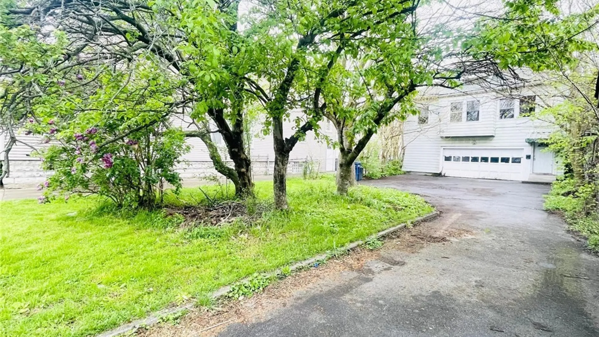 Property at 115 Stratford Road, Buffalo, NY 14216 20