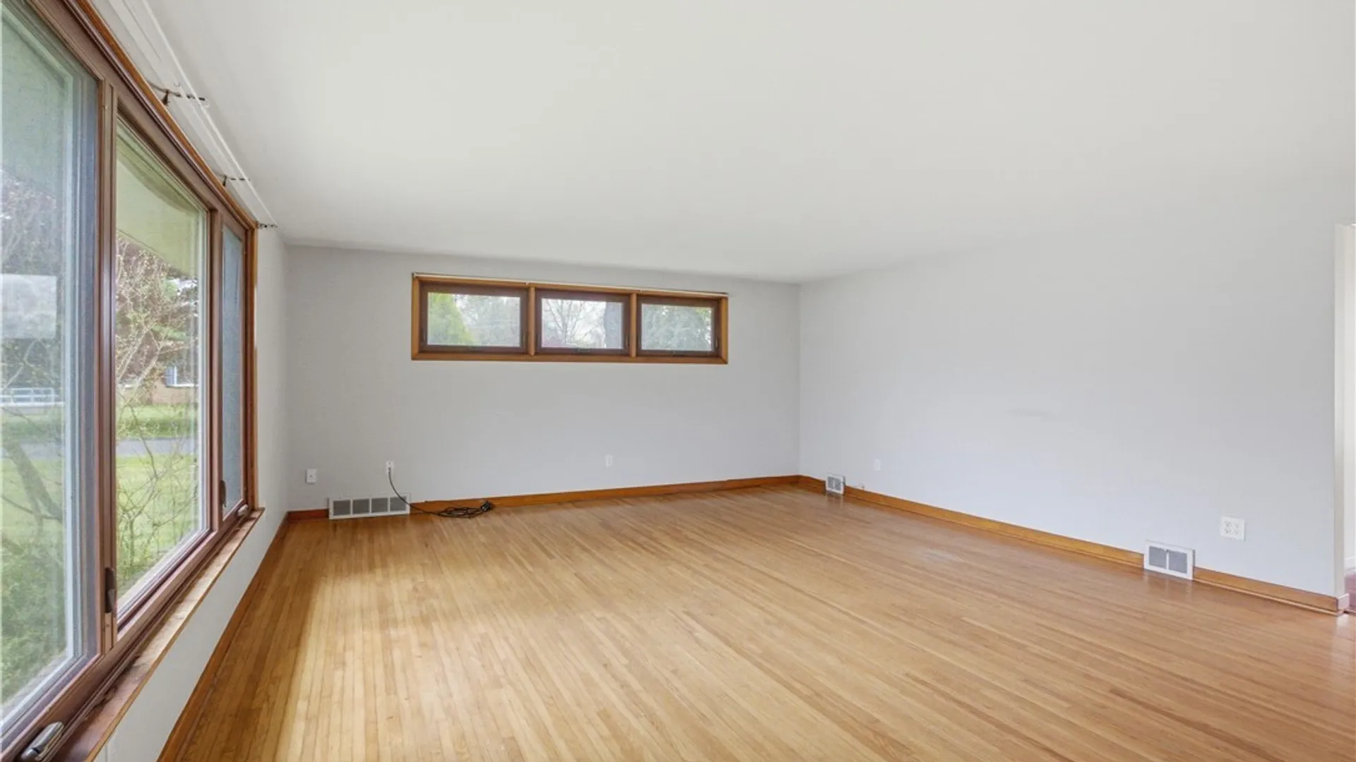 Property at 4490 Hedgewood Drive, Clarence, NY 14221 19