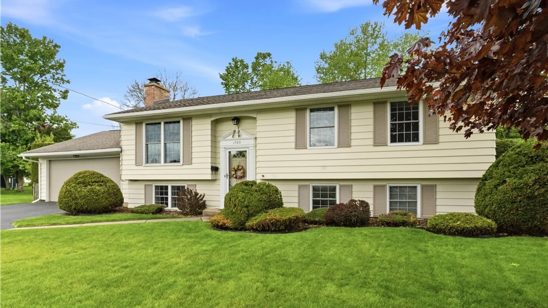 Property at 1703 Lincoln Lane, Rome, NY 13440 2