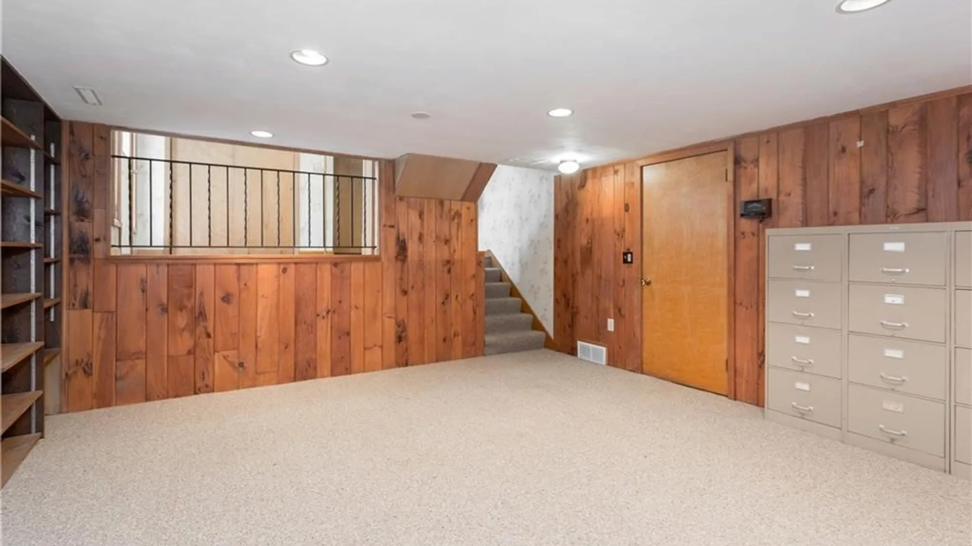 Property at 321 Wells Avenue, Clay, NY 13212 15