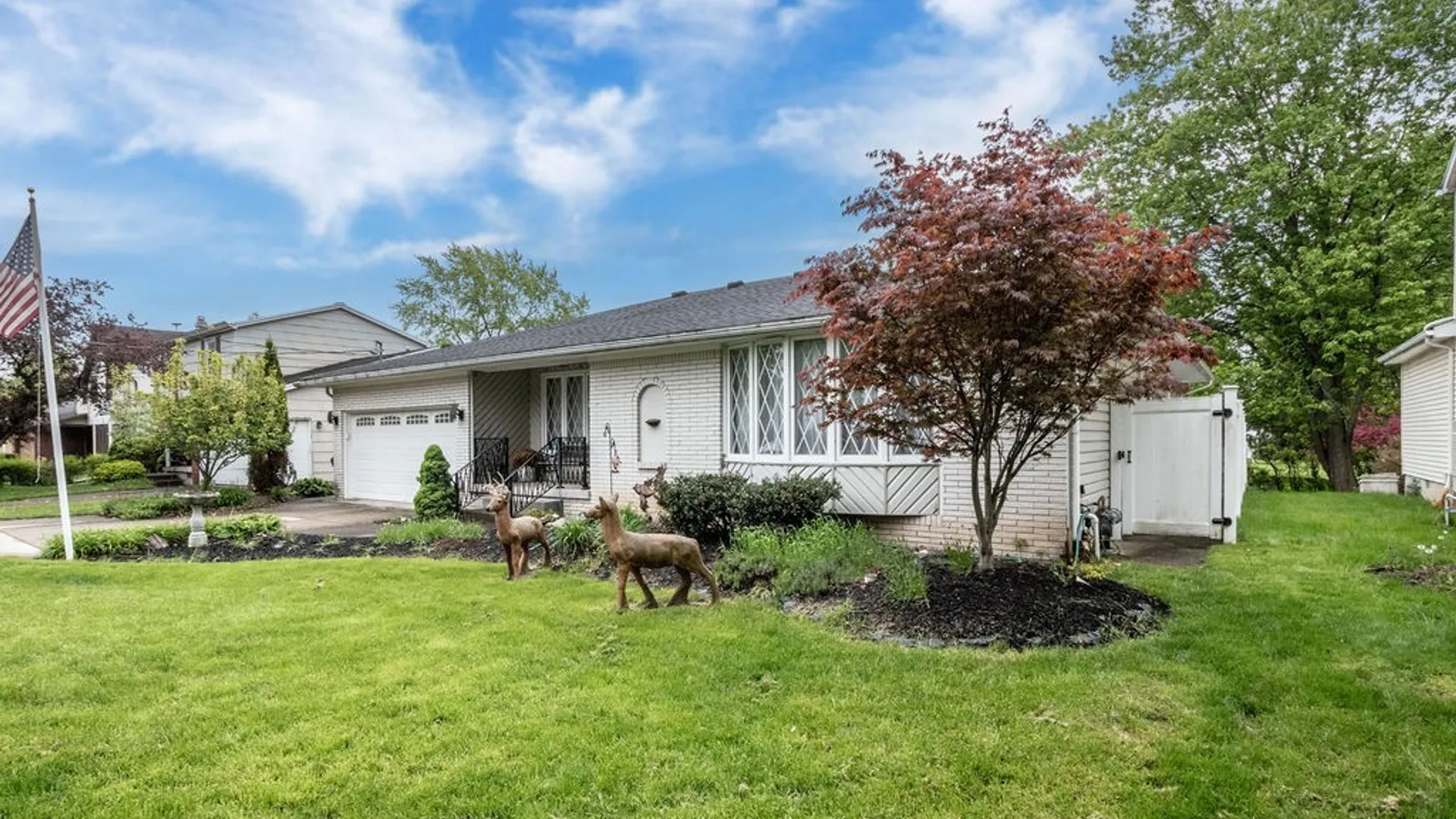 Property at 1075 Dodge Road, Amherst, NY 14068 4