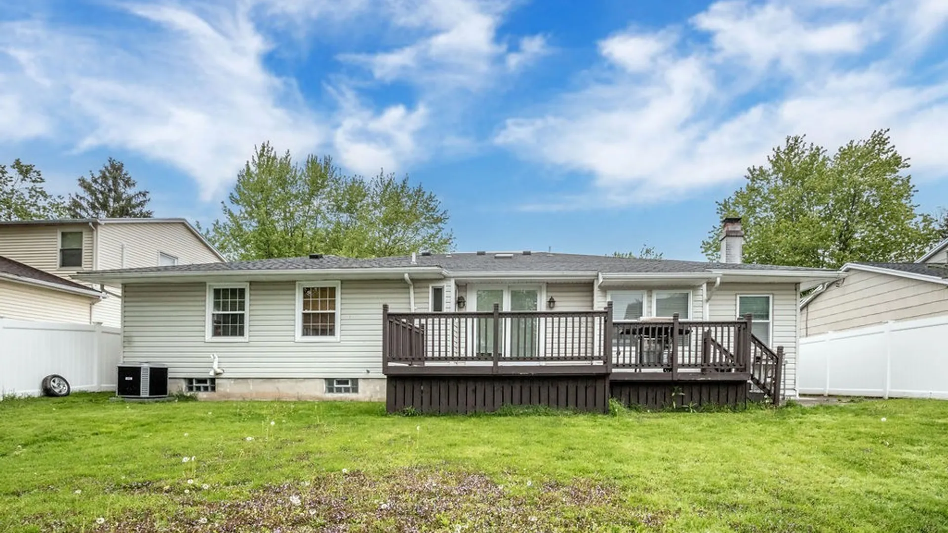 Property at 1075 Dodge Road, Amherst, NY 14068 7