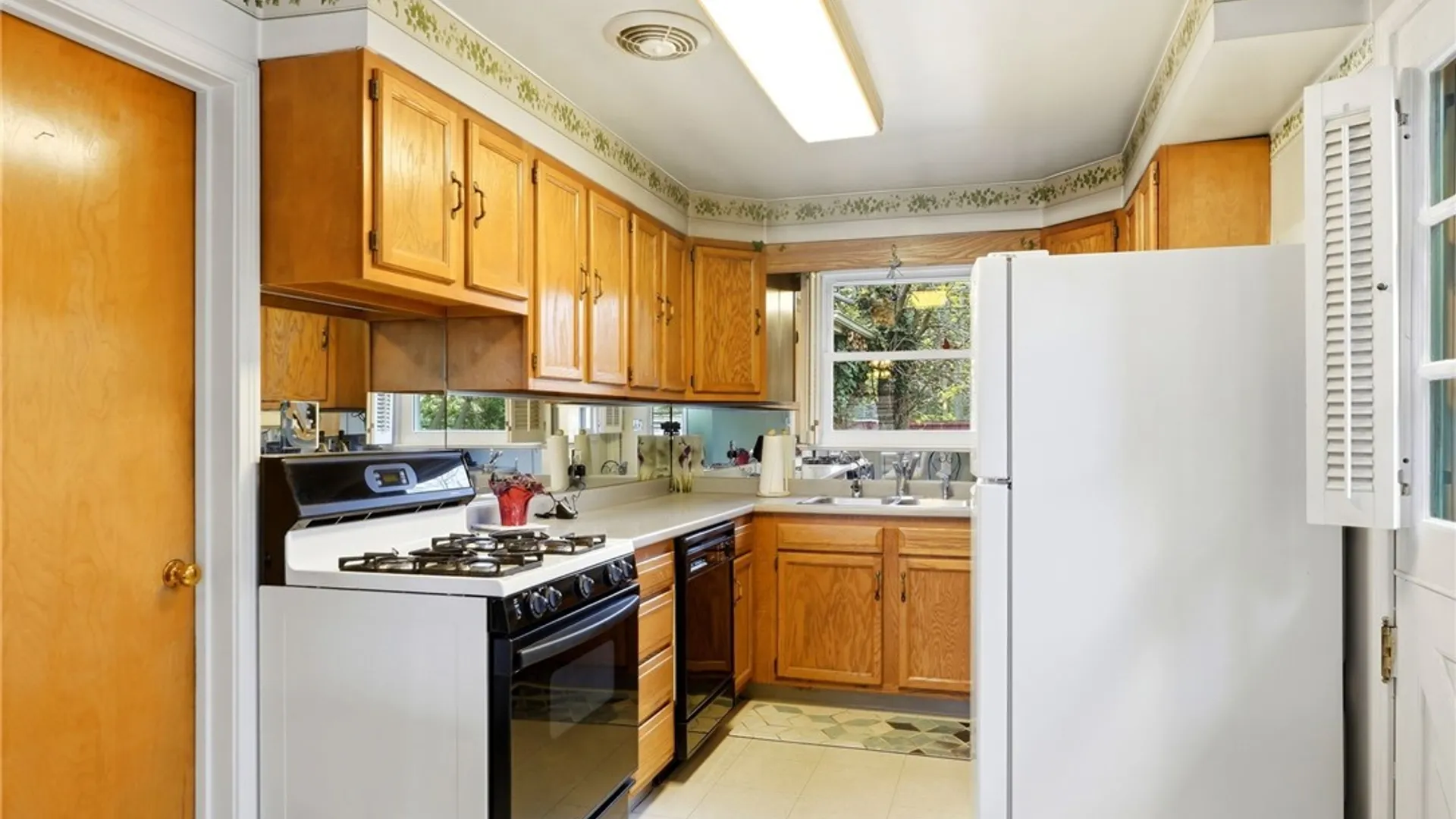 Property at 50 Farber Lane, Amherst, NY 14221 17