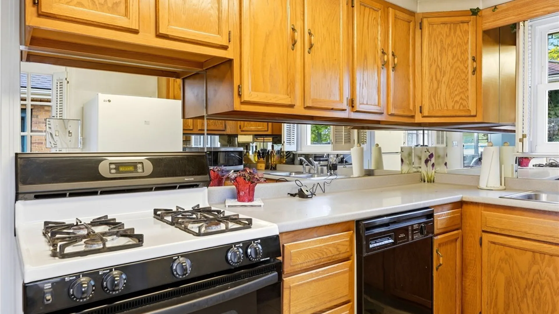 Property at 50 Farber Lane, Amherst, NY 14221 19