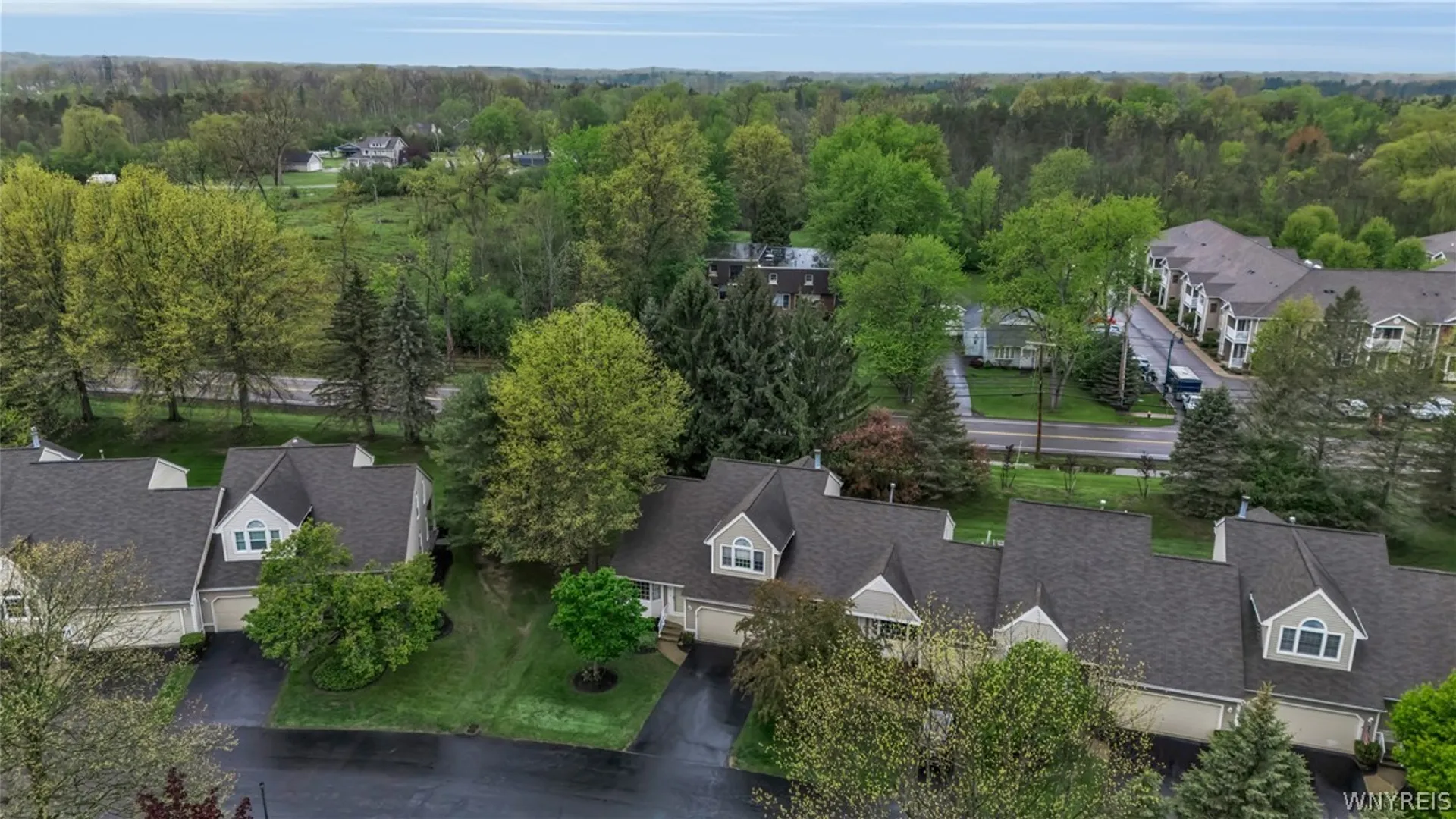 Property at 33 Pond Brook Drive, Elma, NY 14059 5