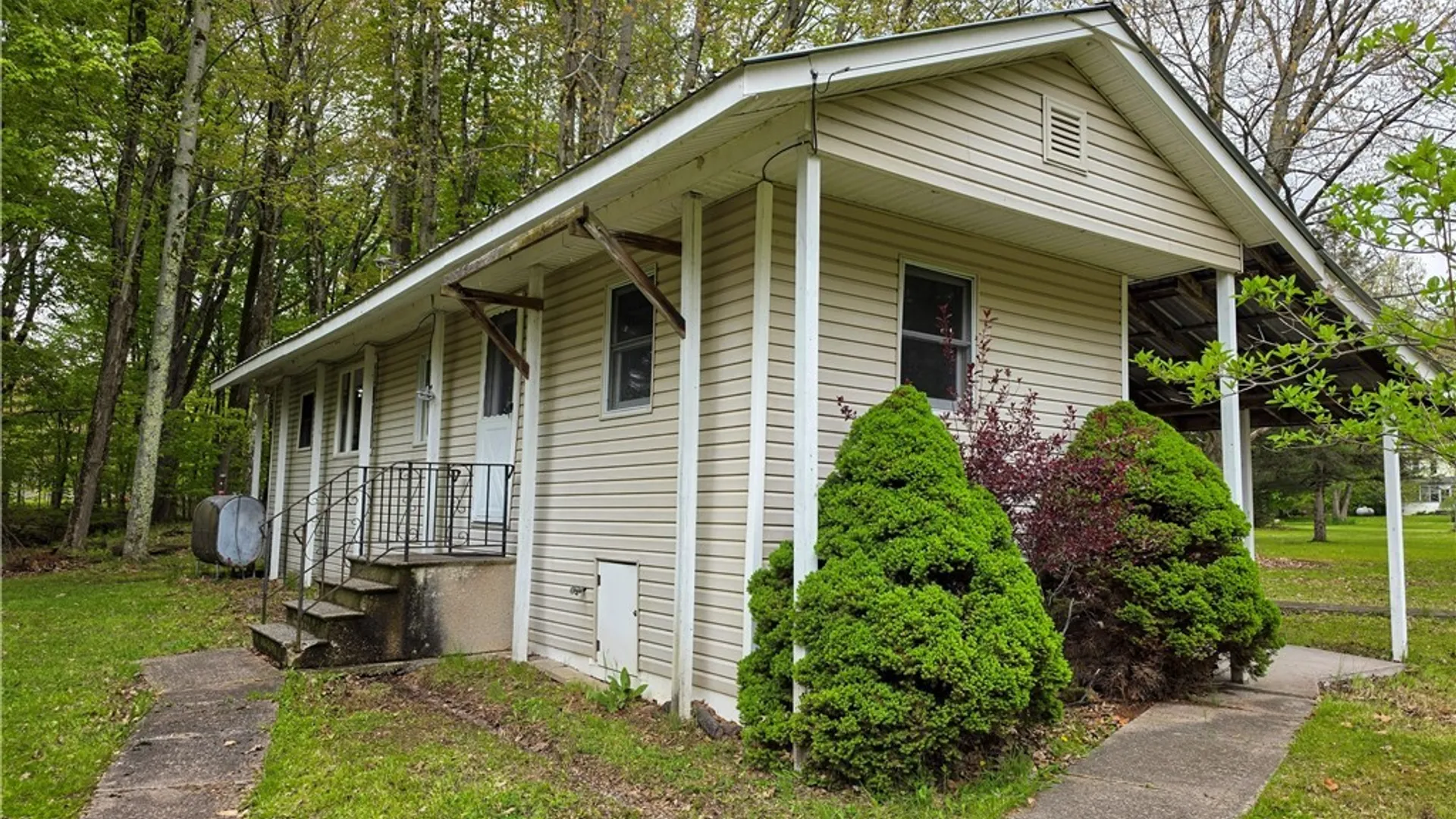 Property at 114 Drive 9, Vienna, NY 13042 21