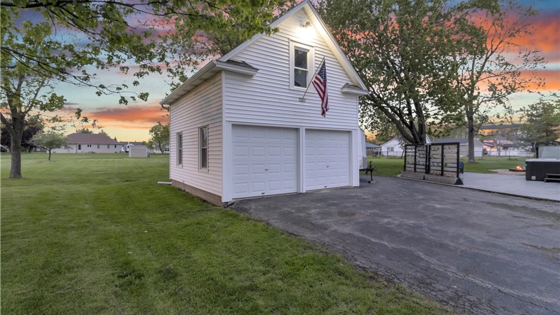 Property at 2525 Niagara Road, Wheatfield, NY 14304 4