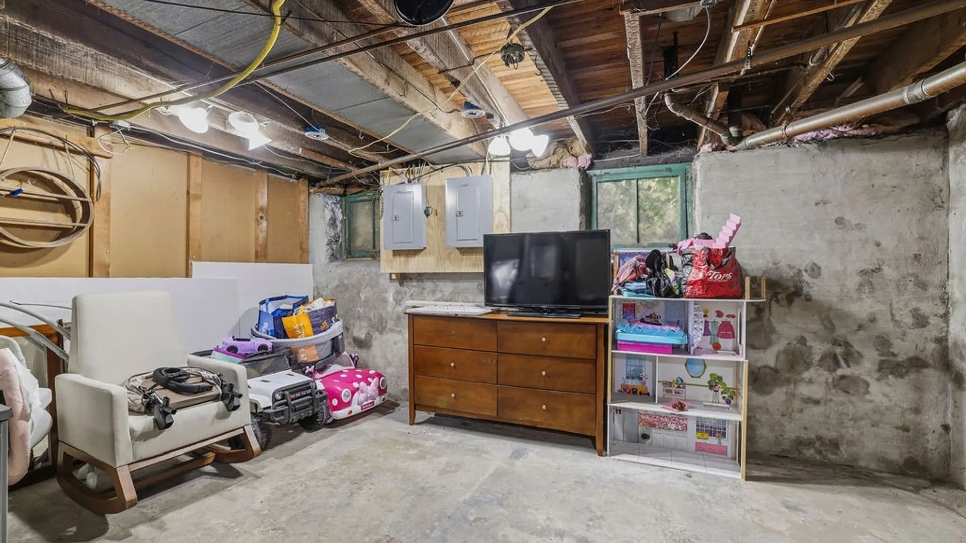 Property at 27 Rhode Island Street, Buffalo, NY 14213 26