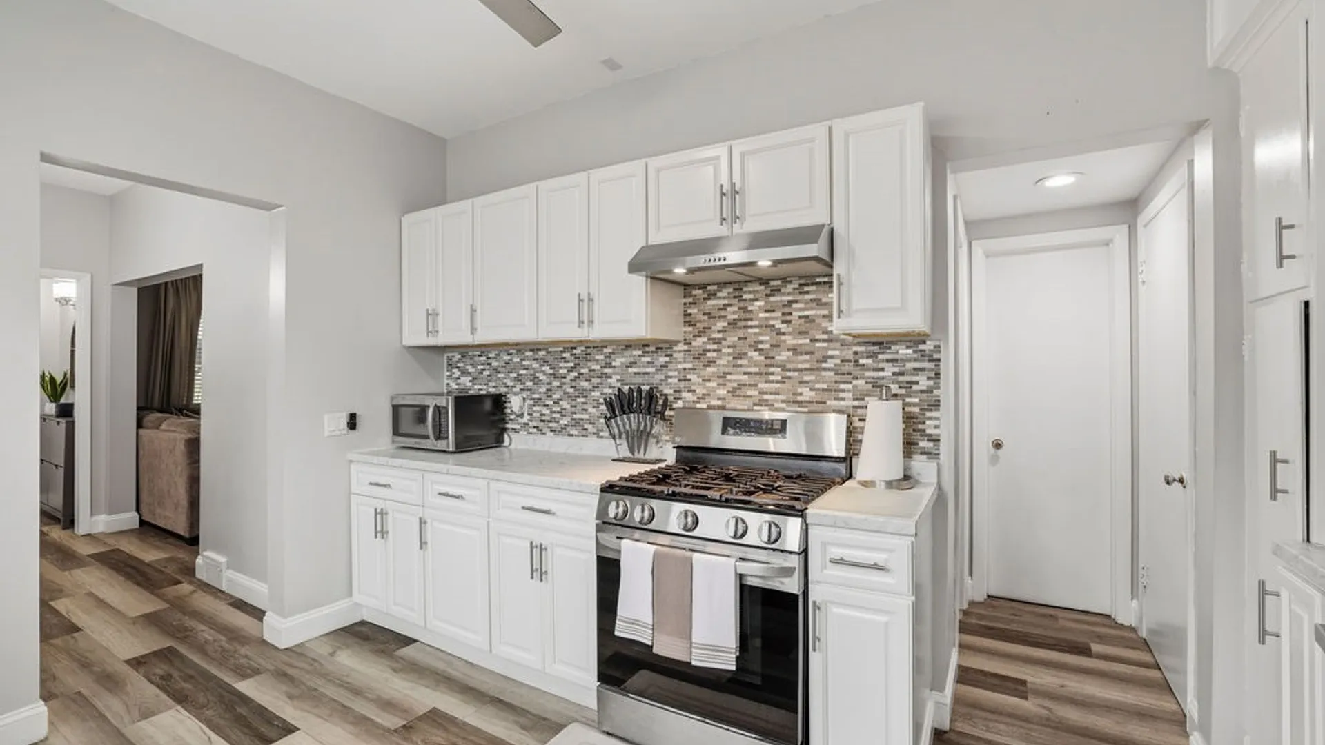 Property at 27 Rhode Island Street, Buffalo, NY 14213 6