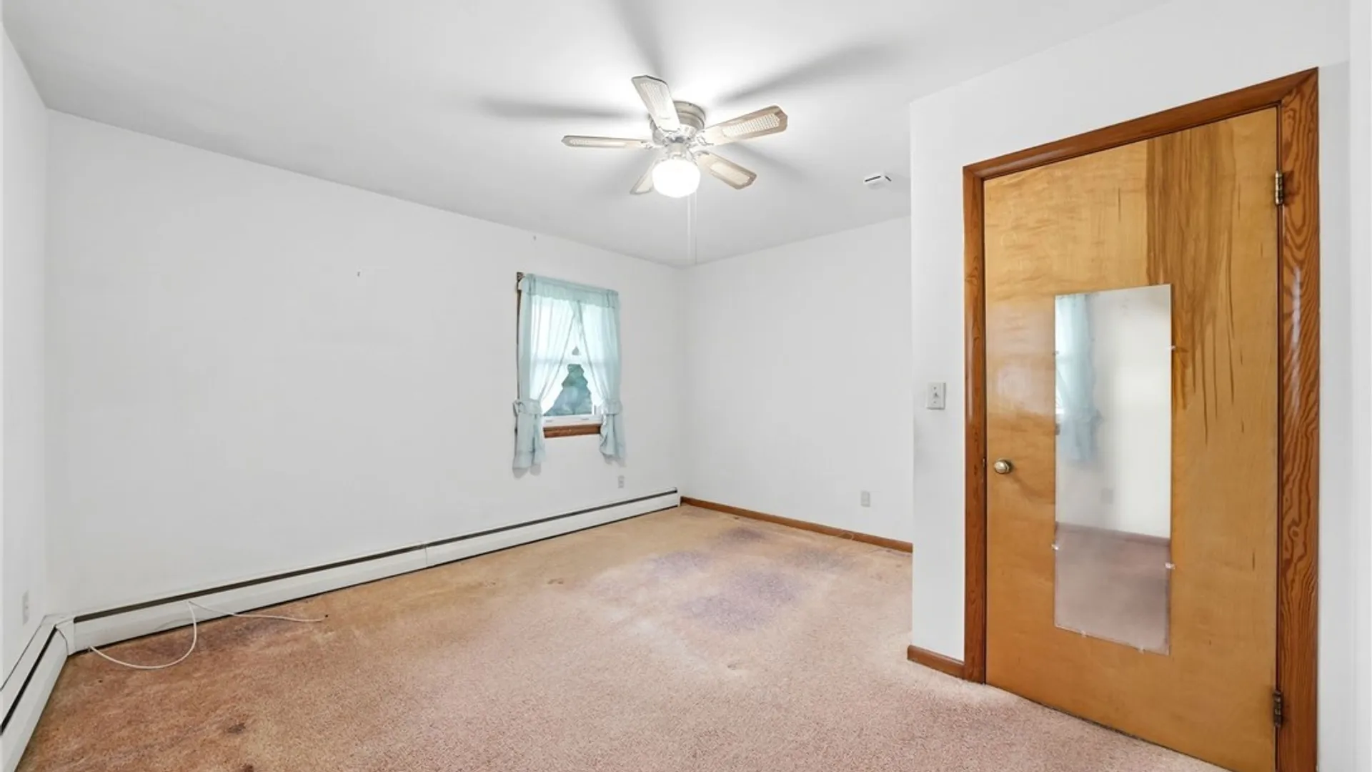 Property at 30 Woodward Avenue, Evans, NY 14006 24