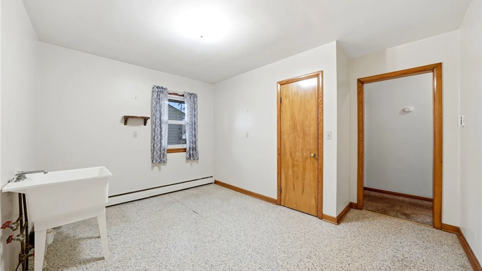 Property at 30 Woodward Avenue, Evans, NY 14006 30