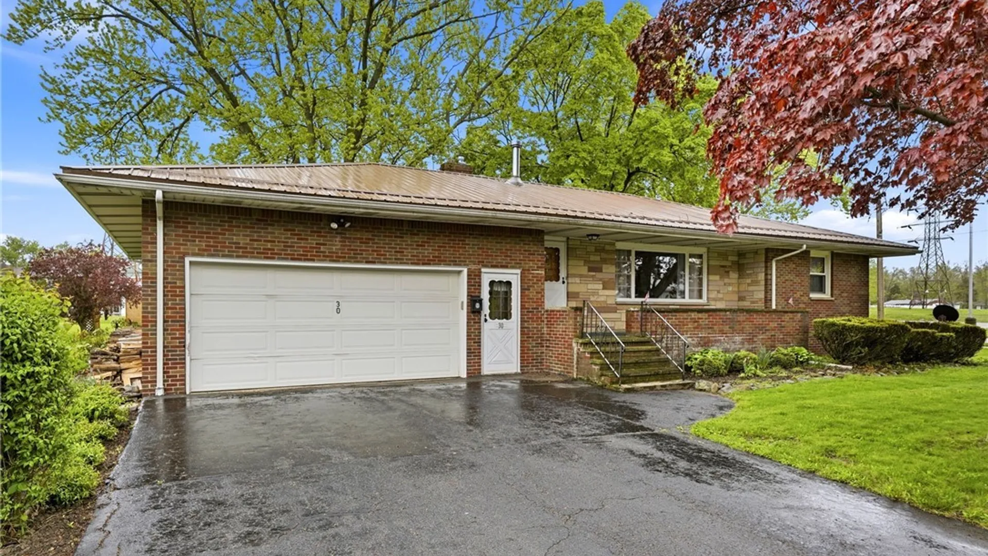 Property at 30 Woodward Avenue, Evans, NY 14006 5