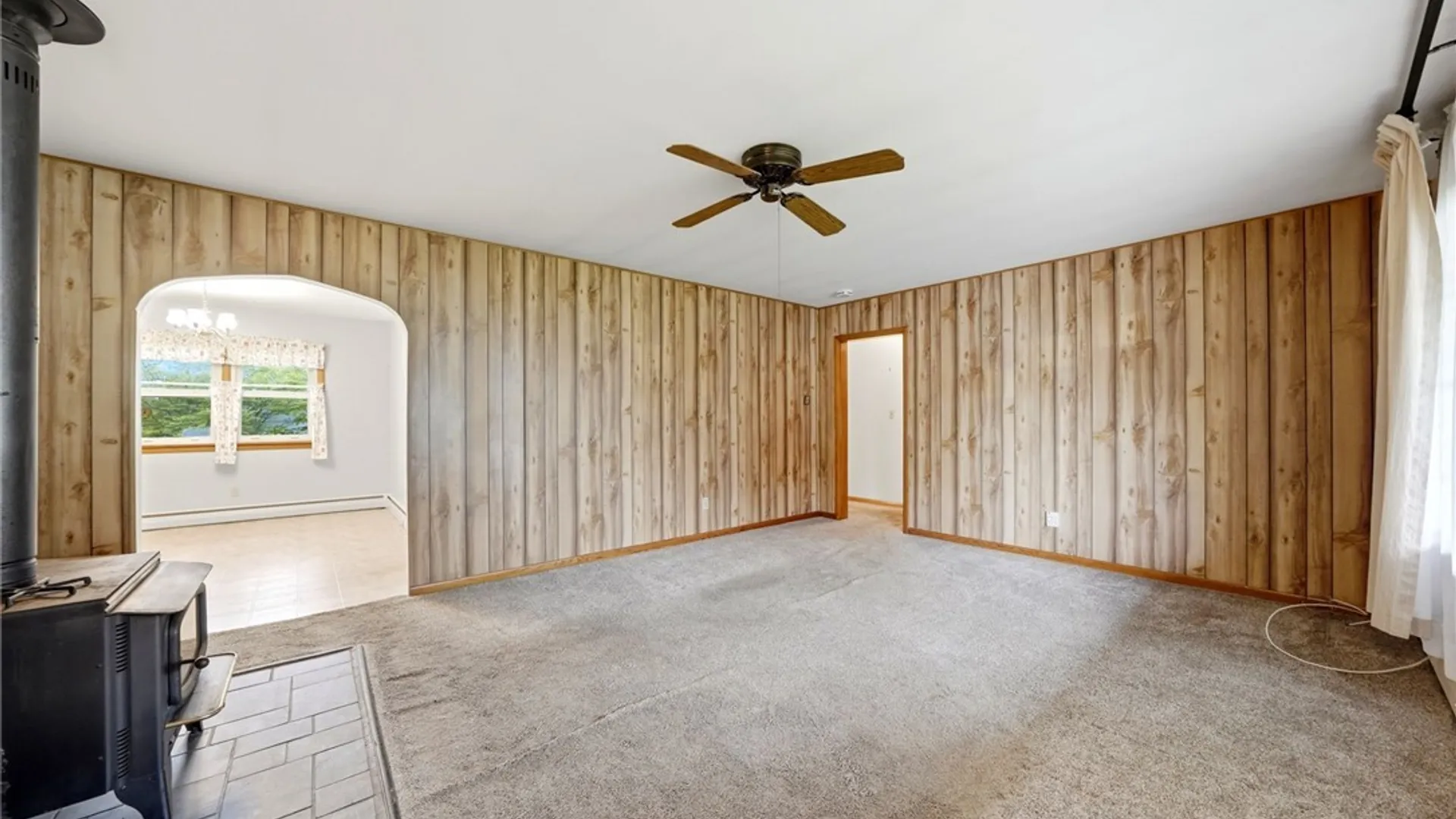 Property at 30 Woodward Avenue, Evans, NY 14006 9