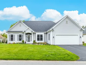 Property at 31 Brantley Way, Perinton, NY 14526