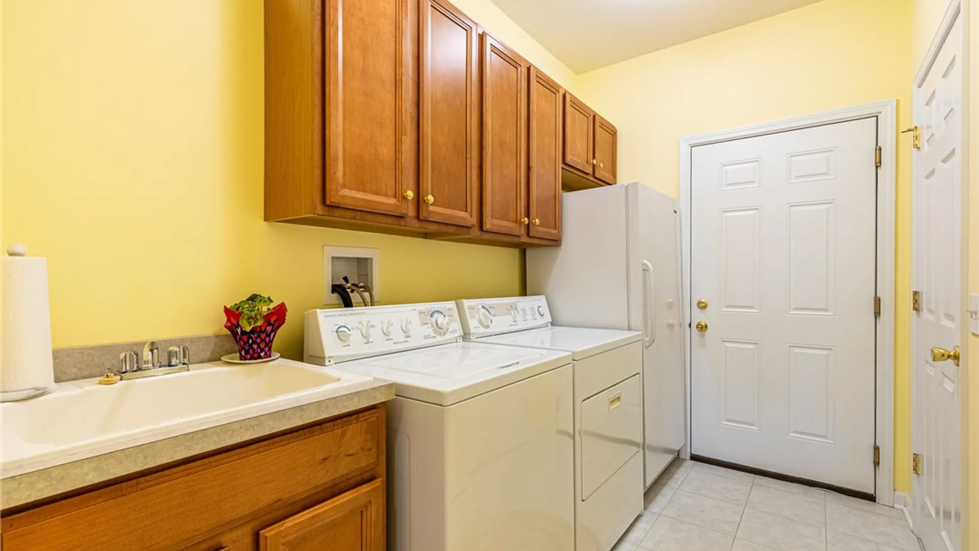 Property at 31 Brantley Way, Perinton, NY 14526 42