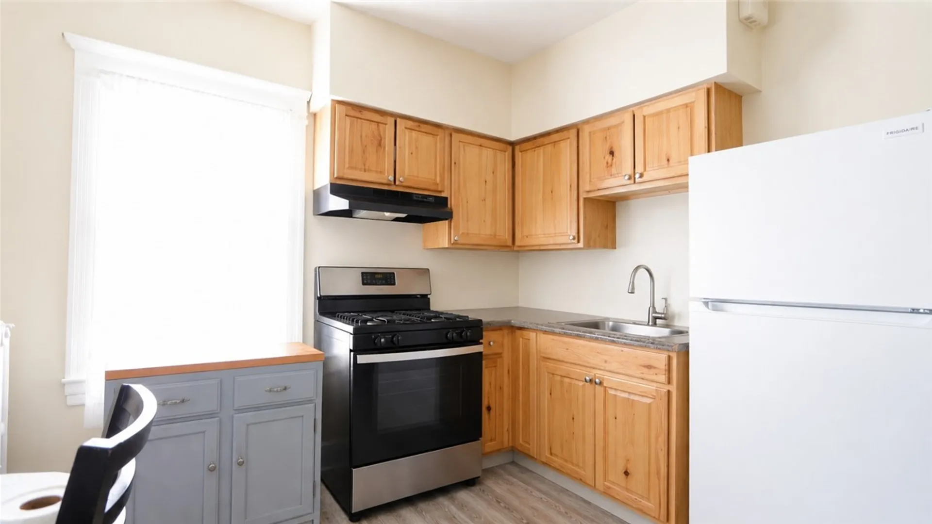 Property at 37 Hallenbeck Avenue, Geneva City, NY 14456 4