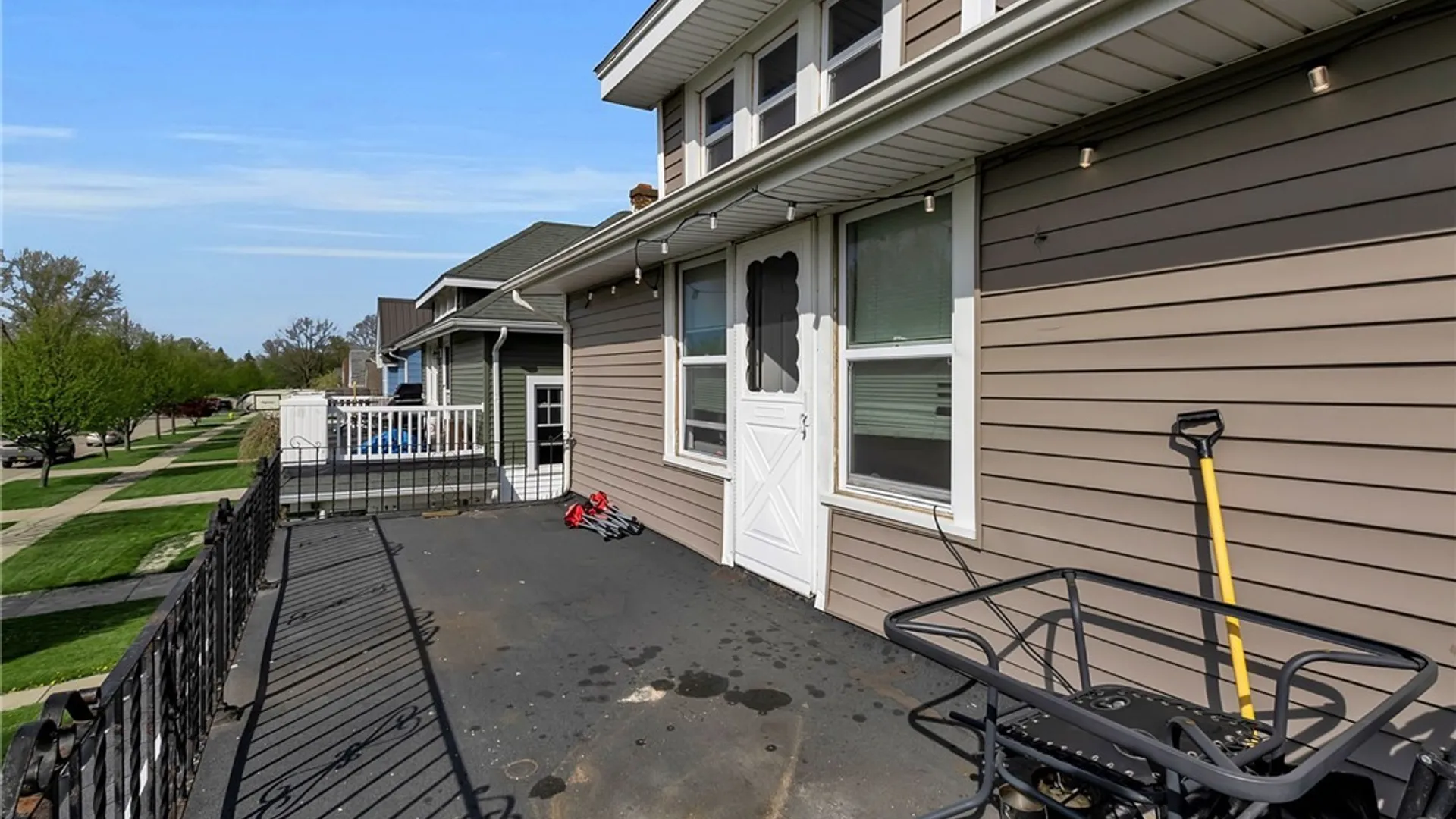 Property at 73 Columbia Parkway, West Seneca, NY 14224 35
