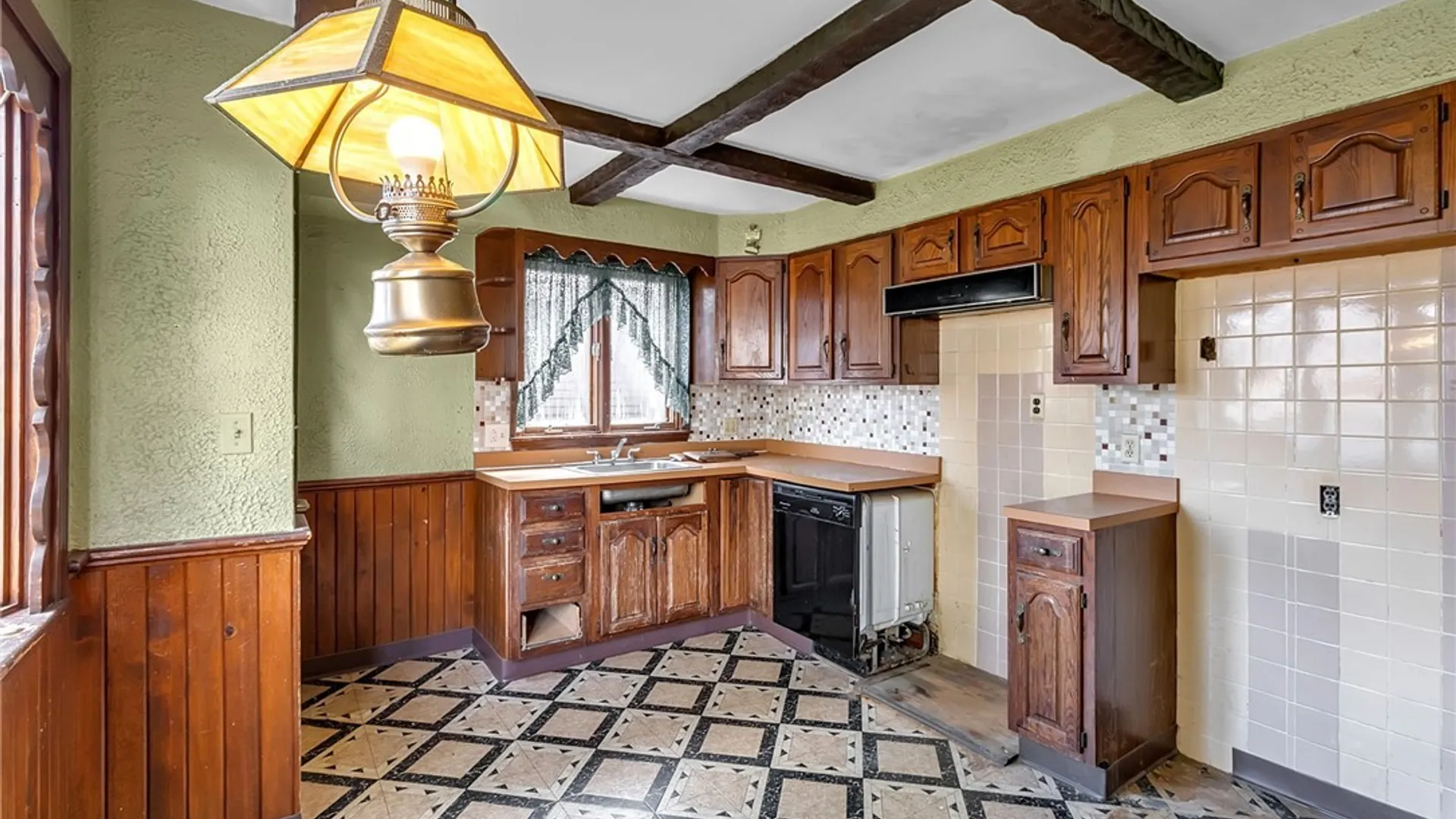 Property at 73 Columbia Parkway, West Seneca, NY 14224 48