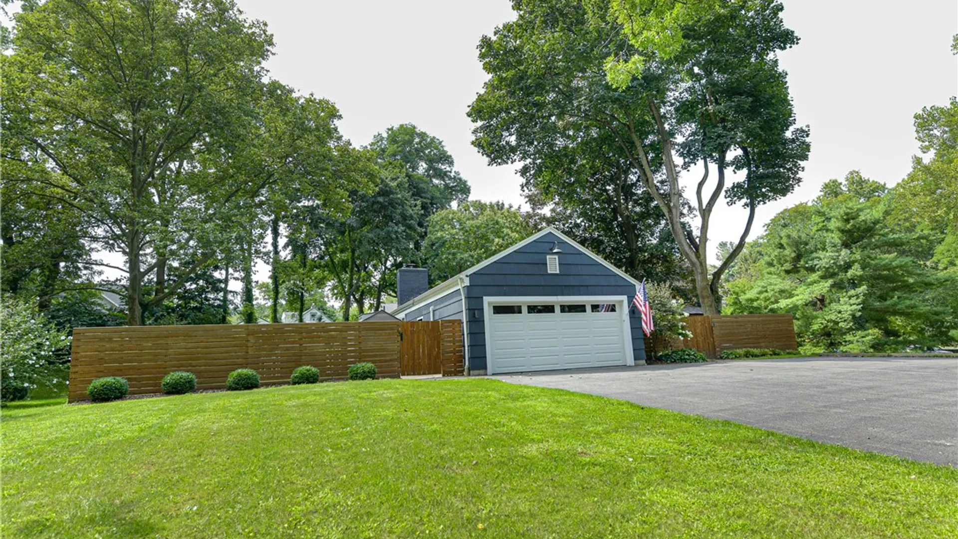 Property at 23 French Road, Pittsford, NY 14618 4