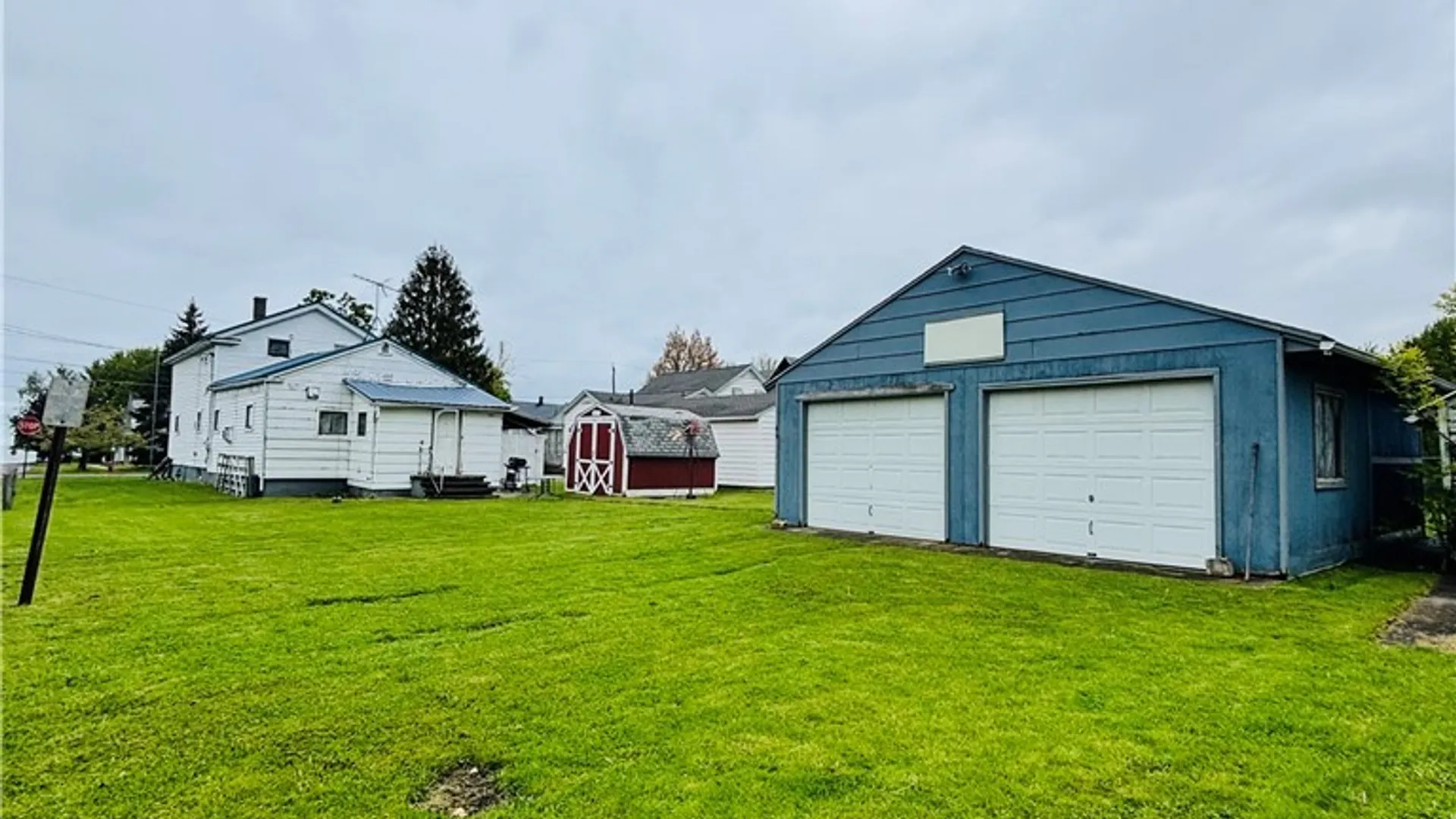 Property at 105 Sisson Street, Dunkirk, NY 14048 3