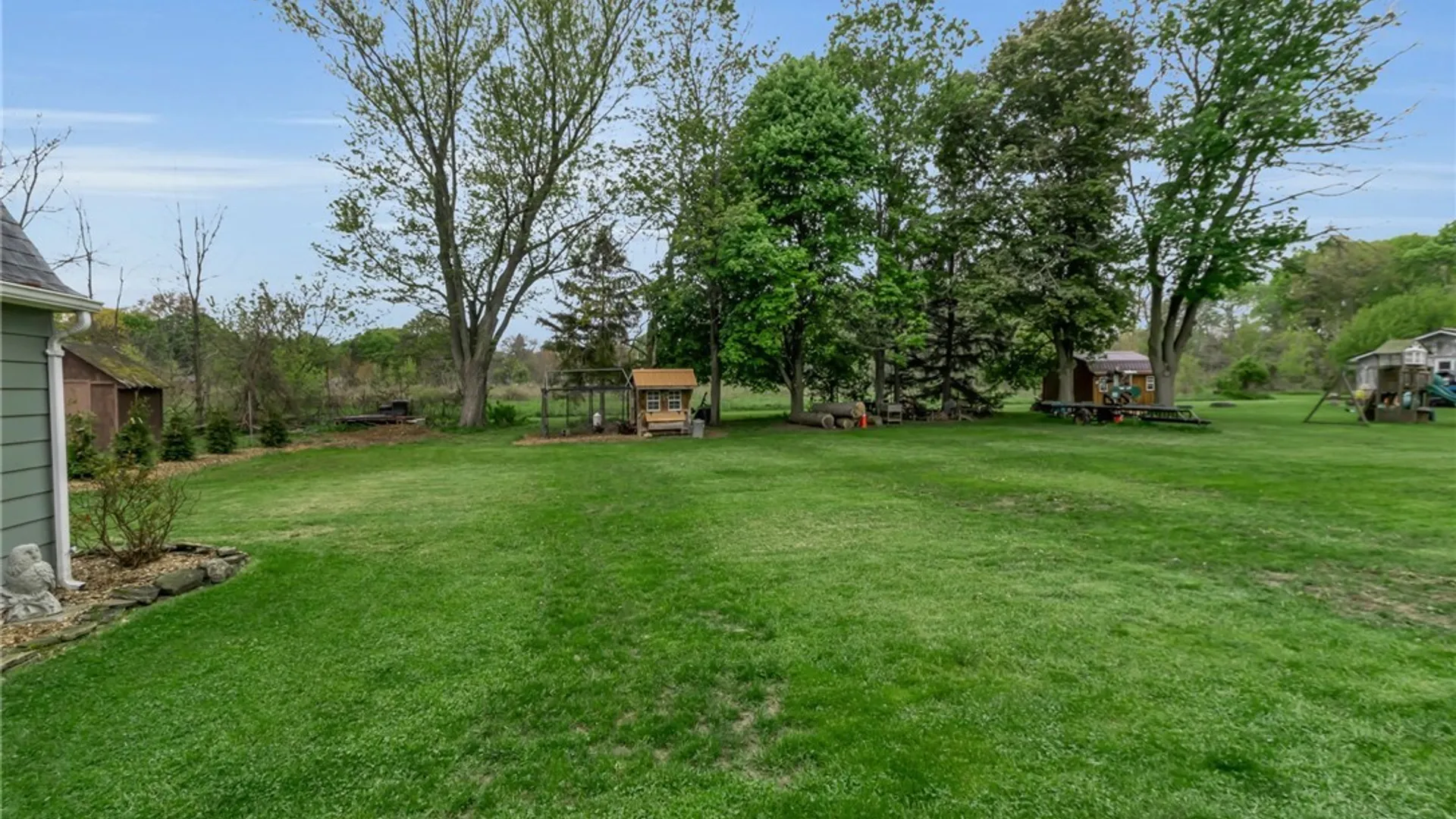 Property at 5830 Joanne Drive, Cambria, NY 14132 45