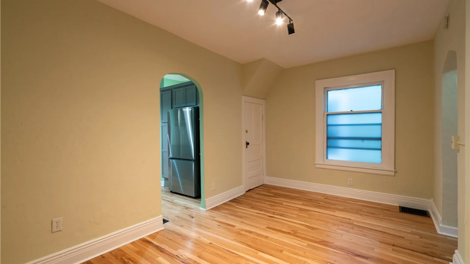 Property at 299 Delavan Ave Avenue, Buffalo, NY 14213 14