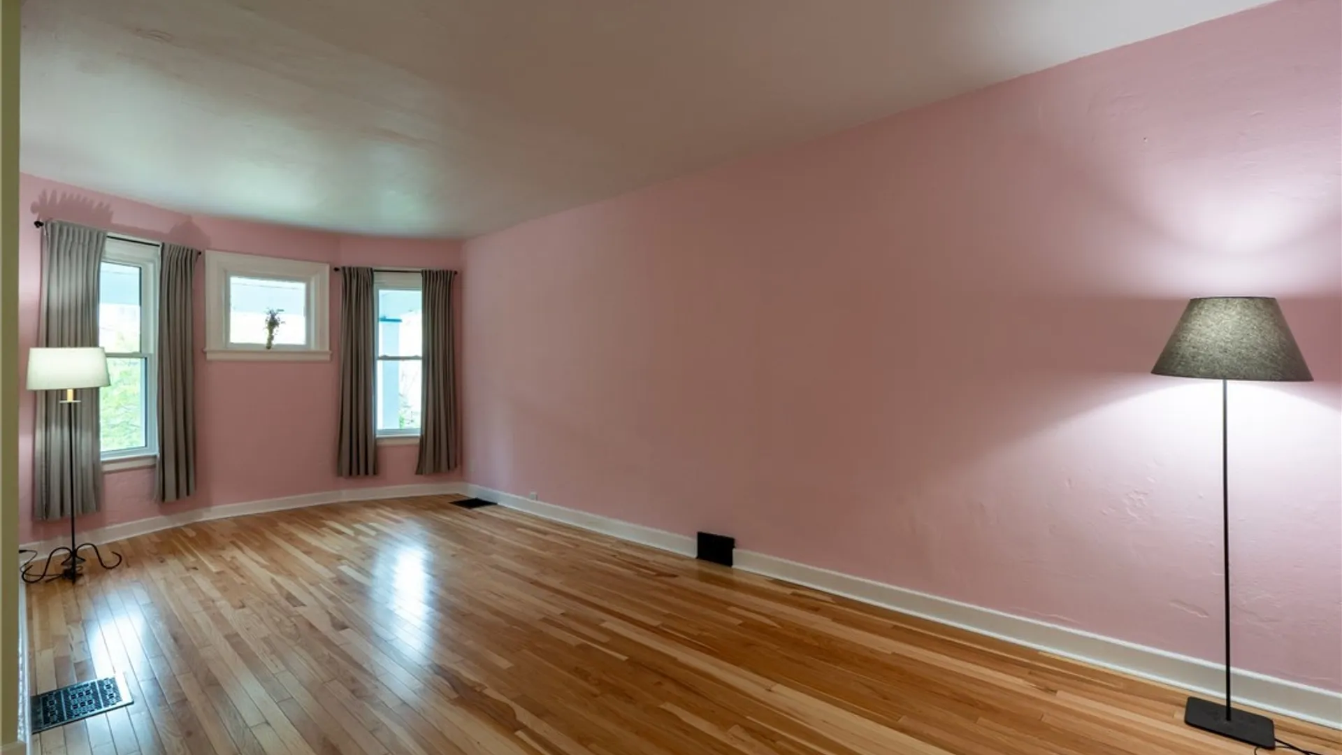 Property at 299 Delavan Ave Avenue, Buffalo, NY 14213 16