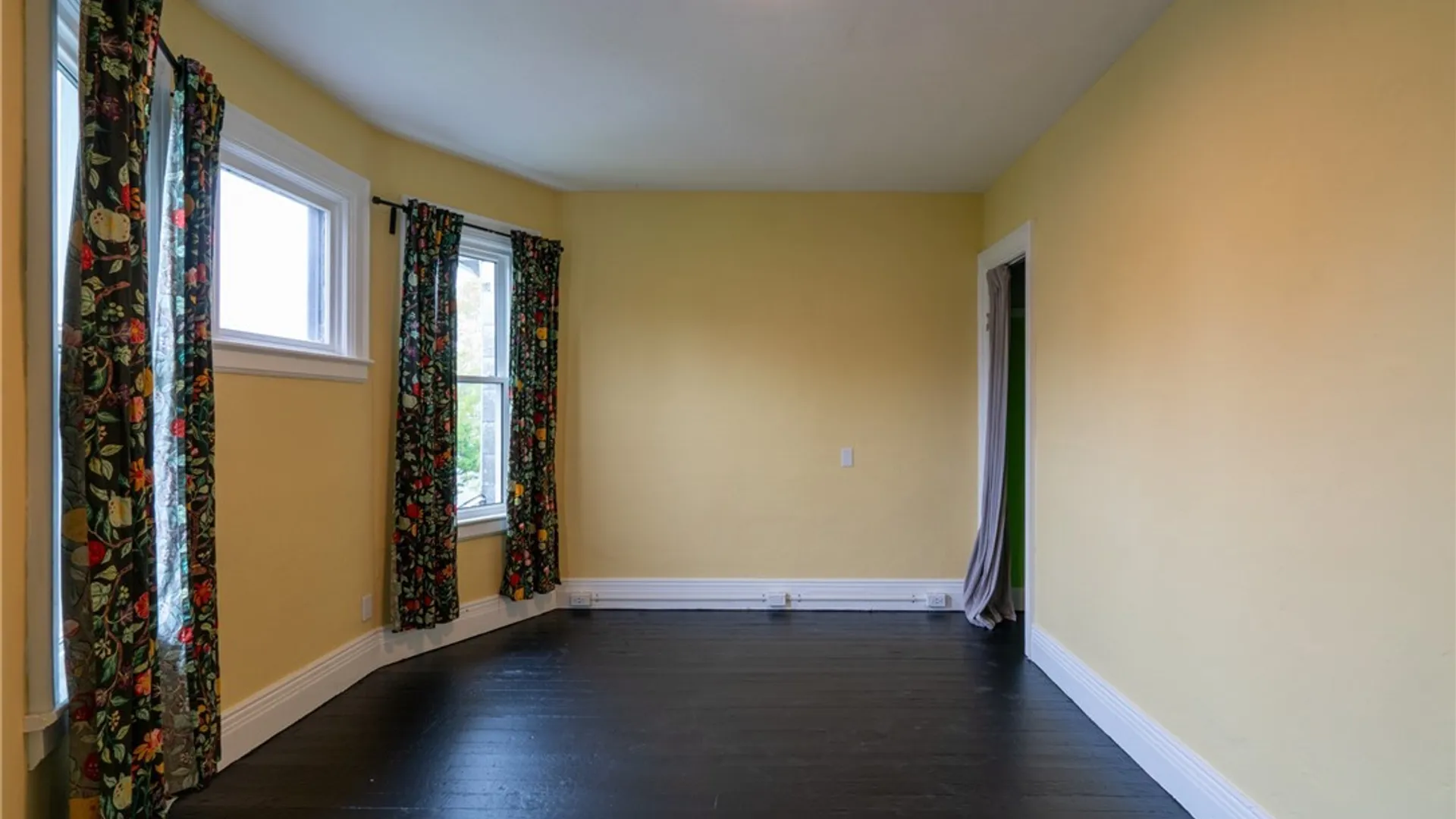 Property at 299 Delavan Ave Avenue, Buffalo, NY 14213 22